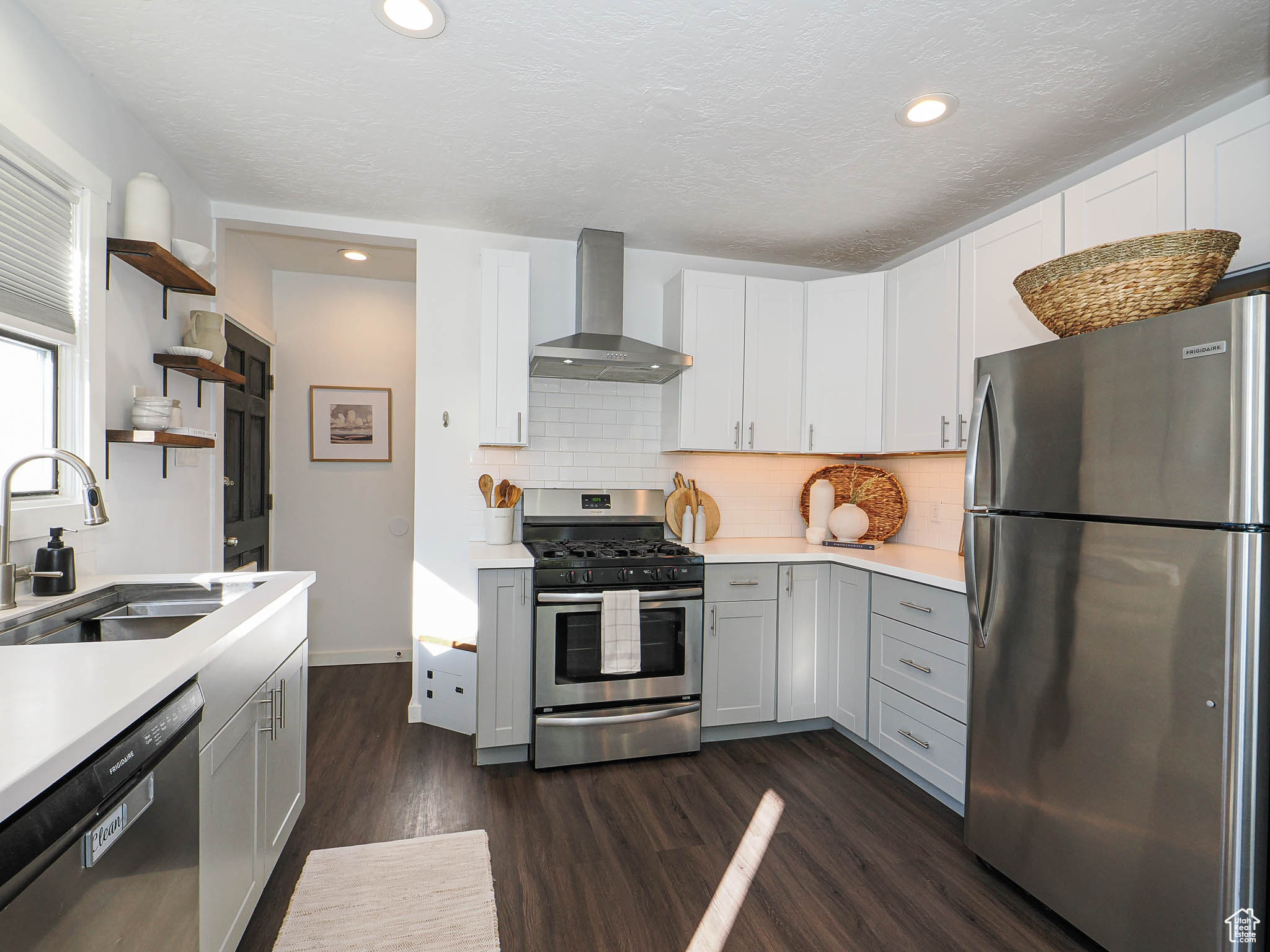 CAPITOL - Residential