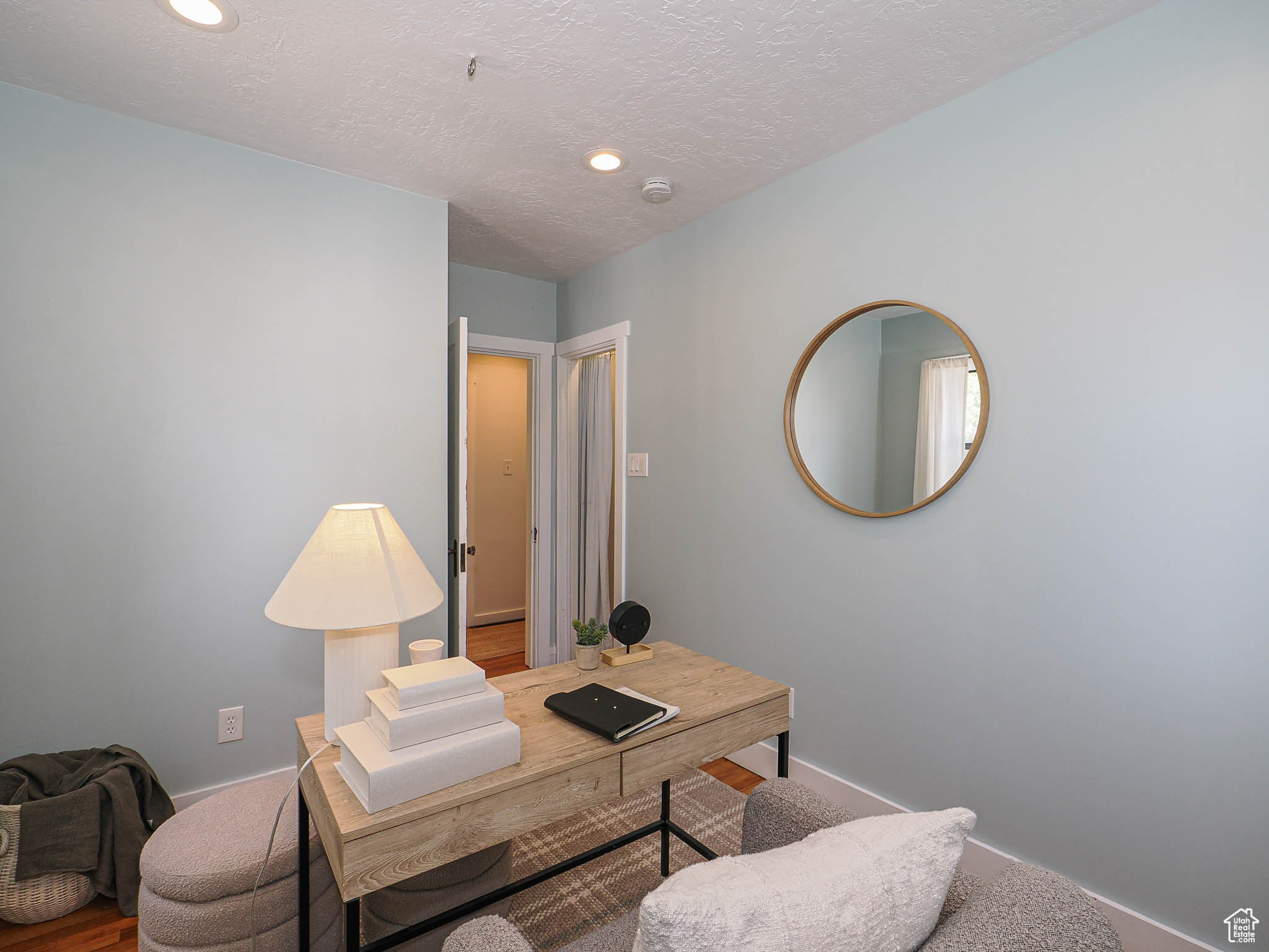 CAPITOL - Residential