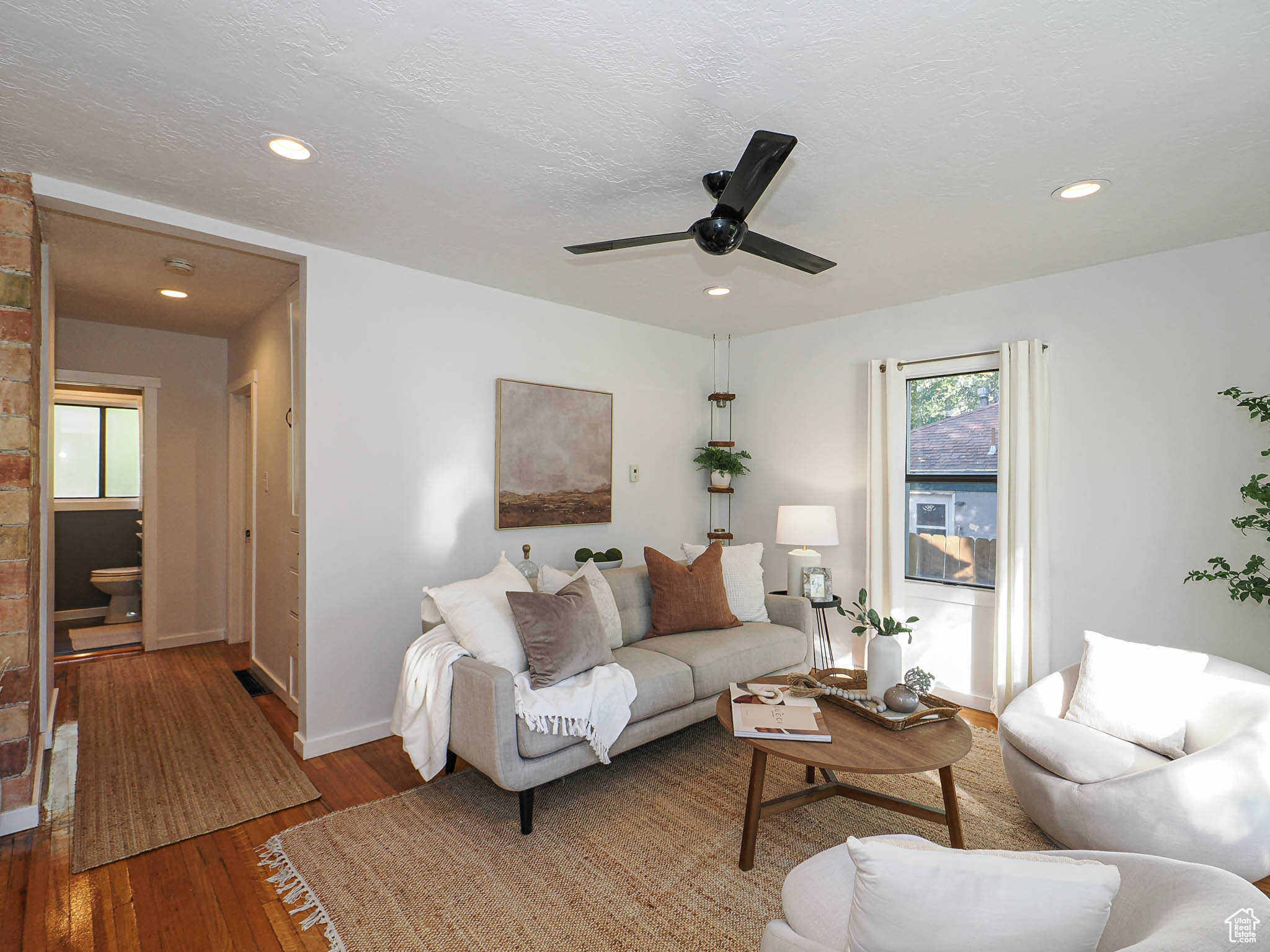 CAPITOL - Residential