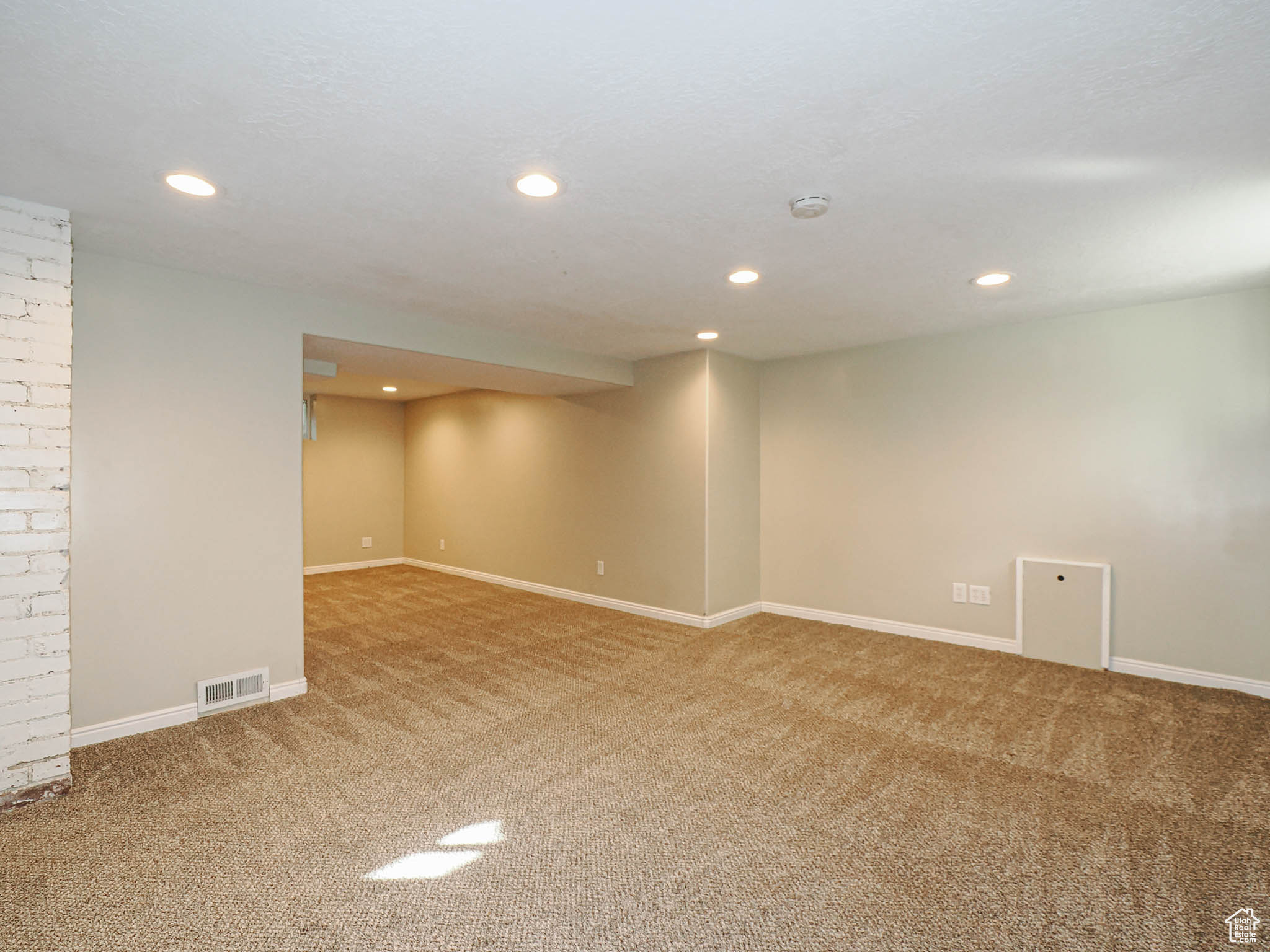 CAPITOL - Residential