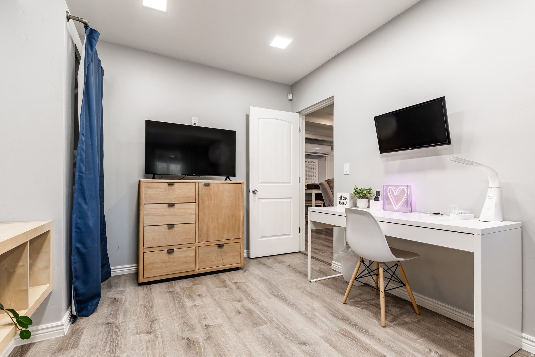 TREASURE ISLE - Residential