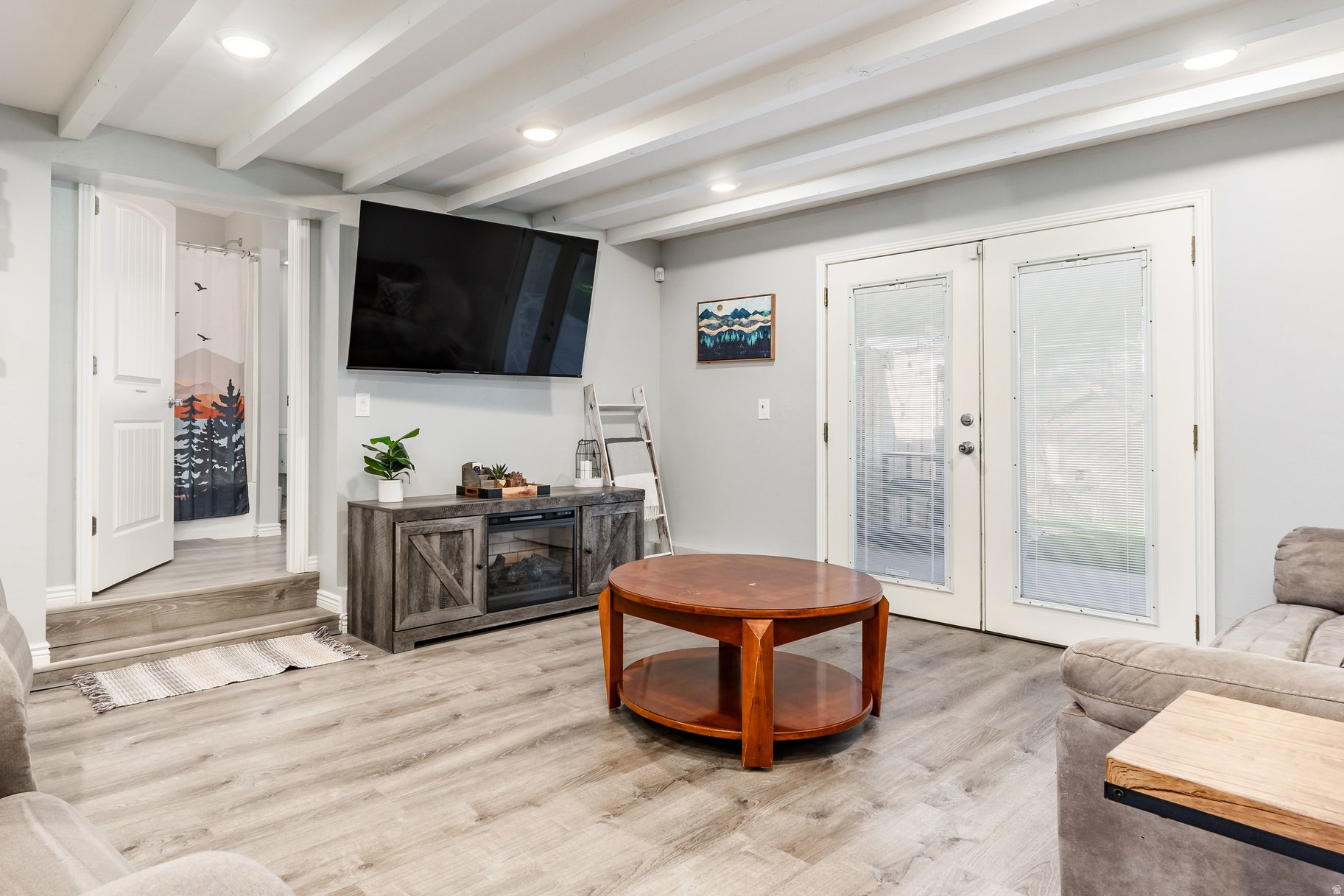 TREASURE ISLE - Residential