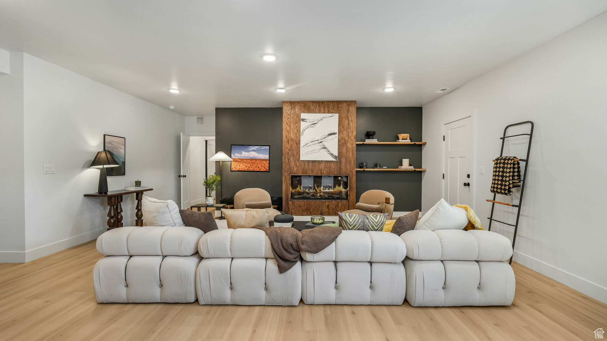 WORTHINGTON RANCH - Residential