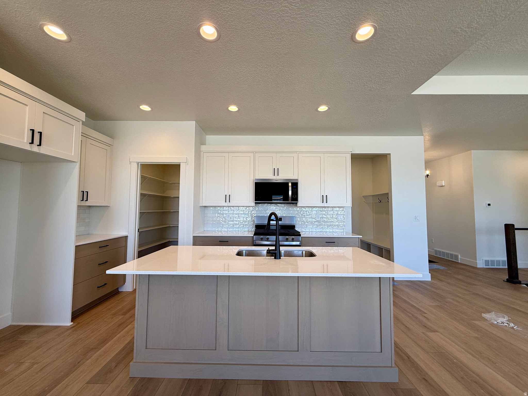 CREEKSIDE AT JDC RANCH - Residential