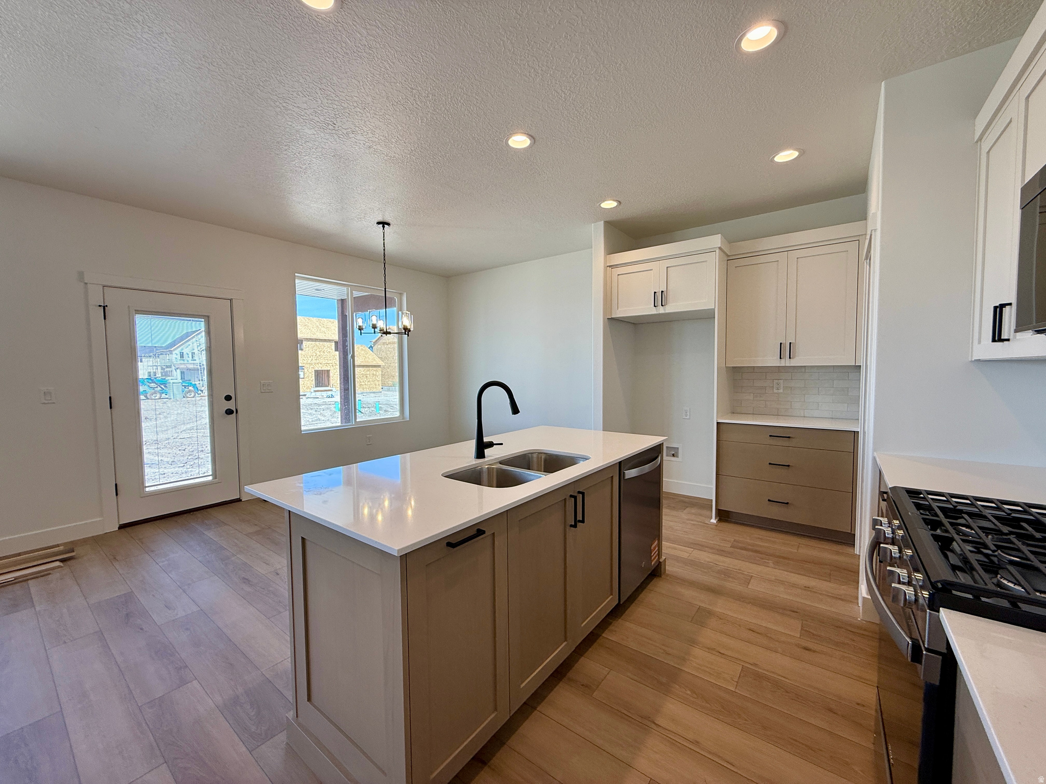 CREEKSIDE AT JDC RANCH - Residential