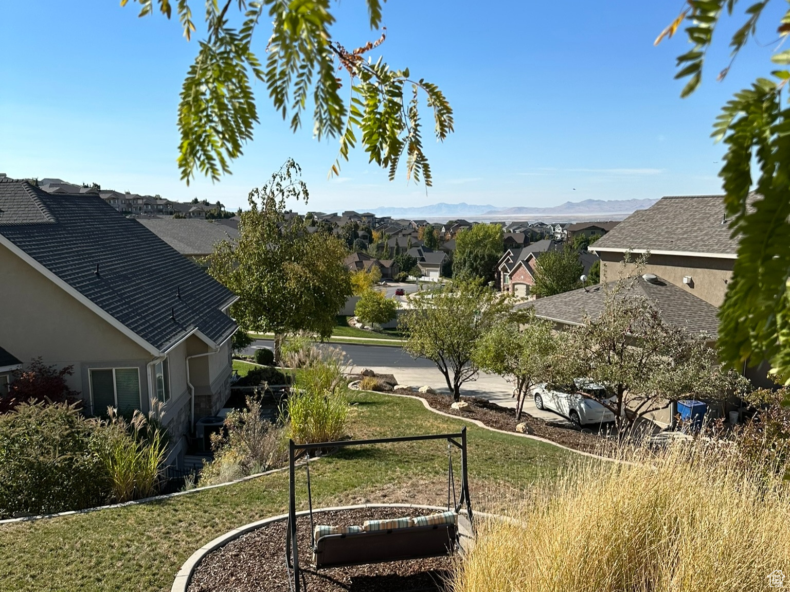 EAGLEPOINTE ESTATES - Residential