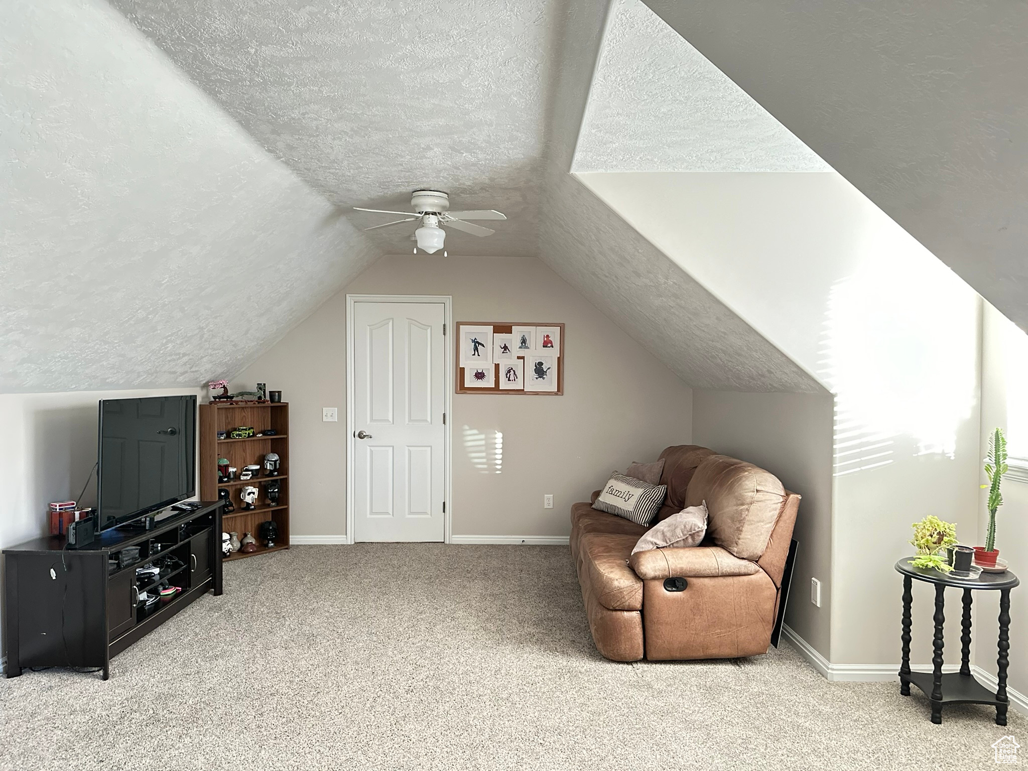 EAGLEPOINTE ESTATES - Residential