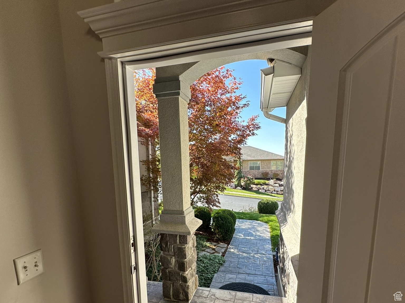 EAGLEPOINTE ESTATES - Residential