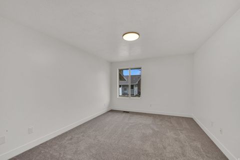 Tiny photo for 994 E 5750 S, South Ogden, UT 84405 (MLS # 2129328)
