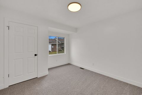 Tiny photo for 994 E 5750 S, South Ogden, UT 84405 (MLS # 2129328)