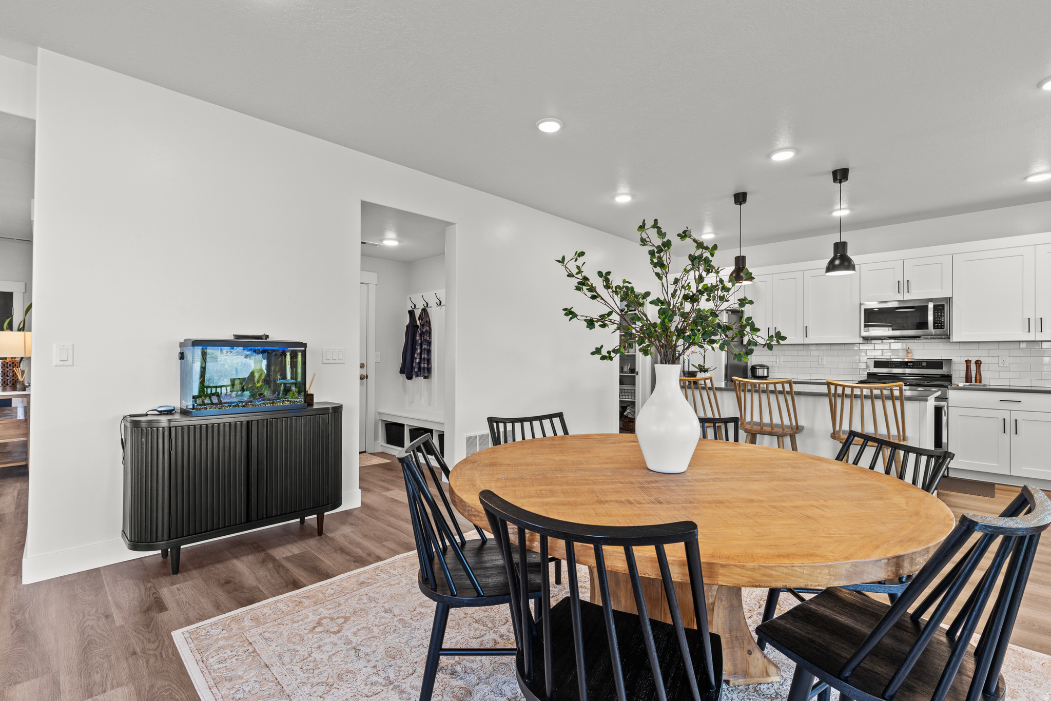 CANYON ESTATES - Residential