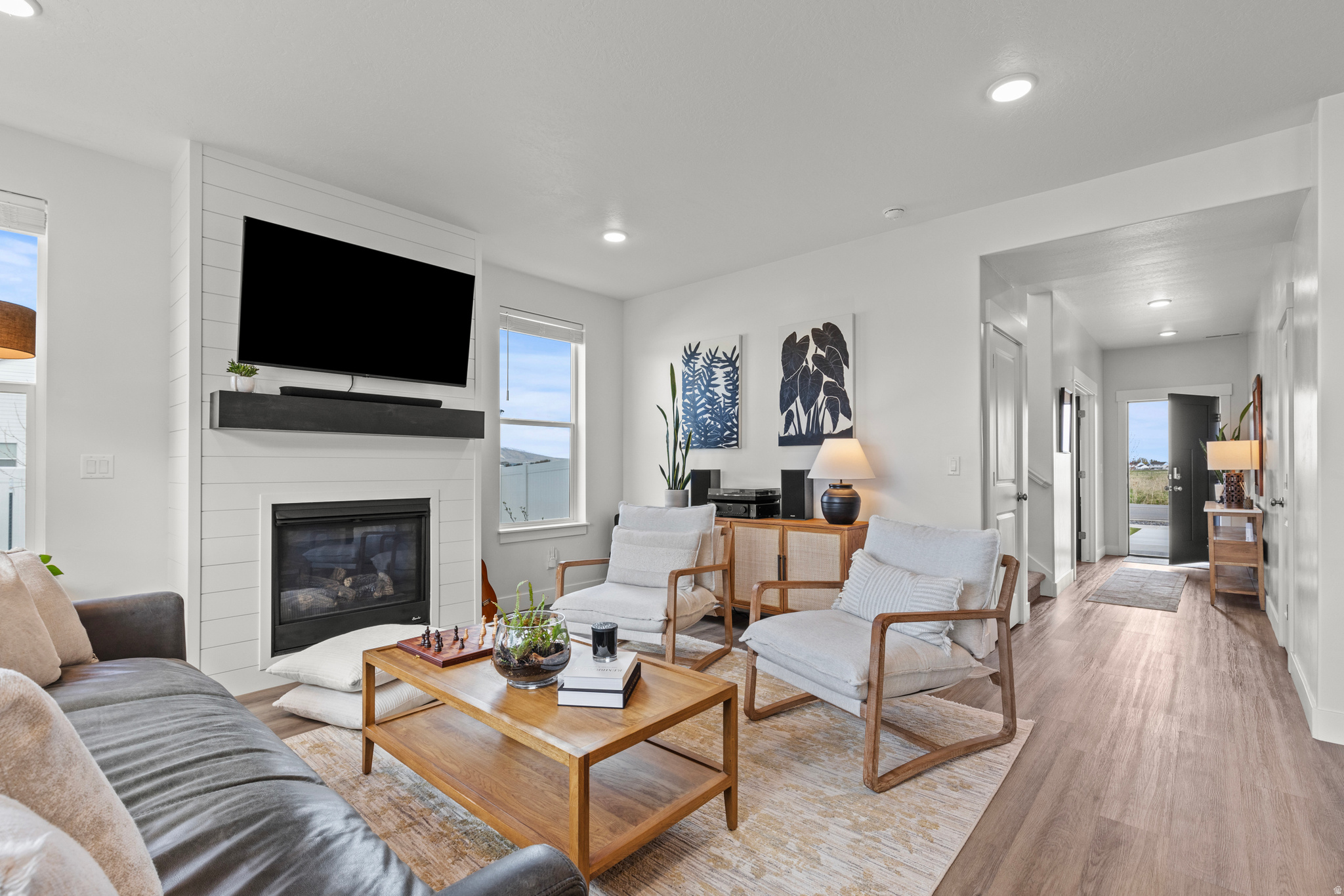 CANYON ESTATES - Residential