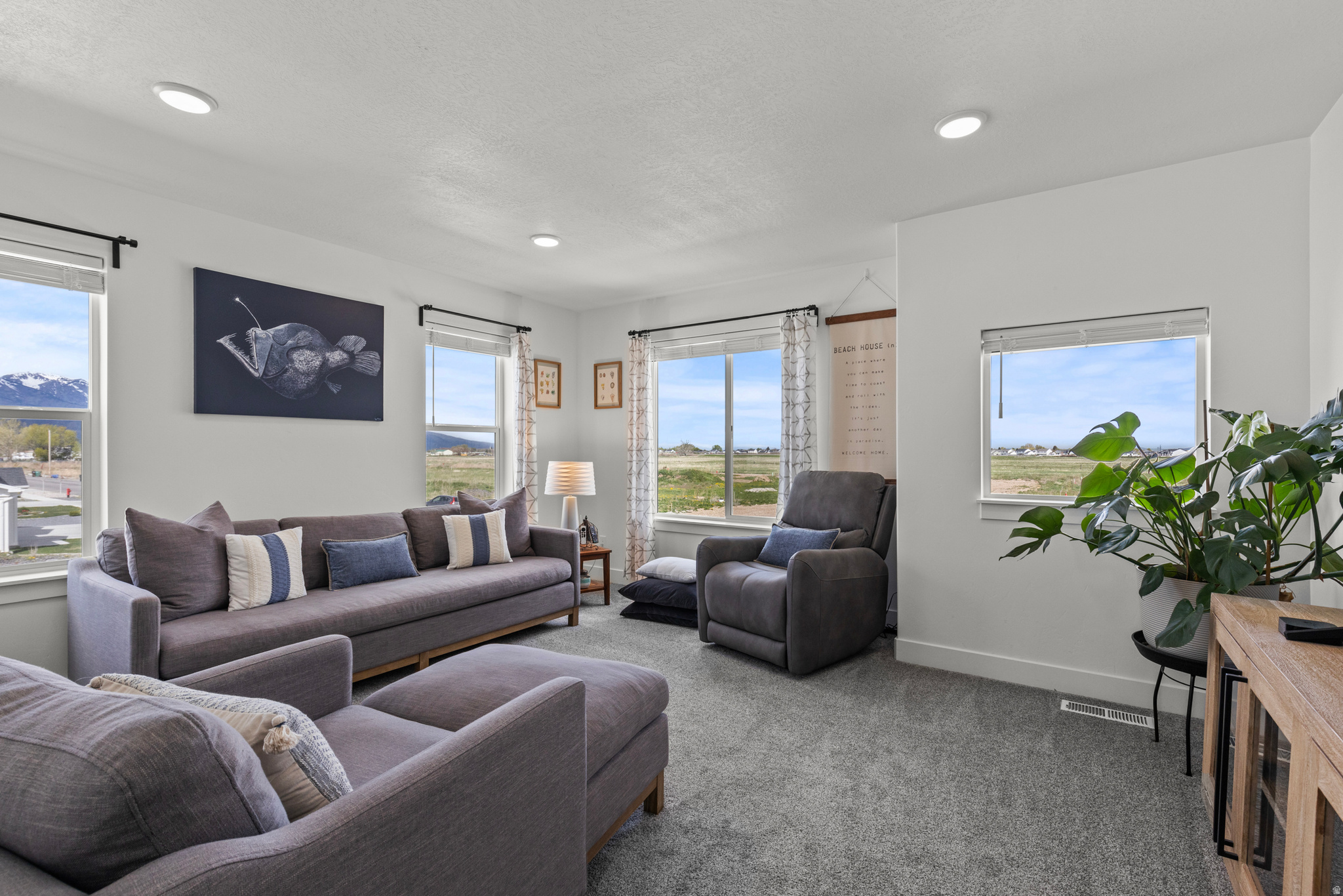 CANYON ESTATES - Residential