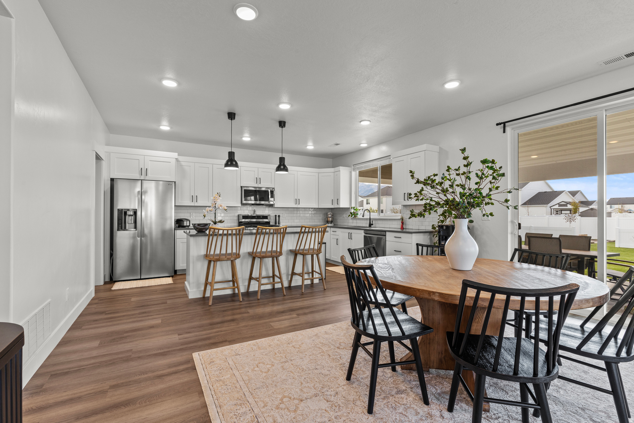 CANYON ESTATES - Residential