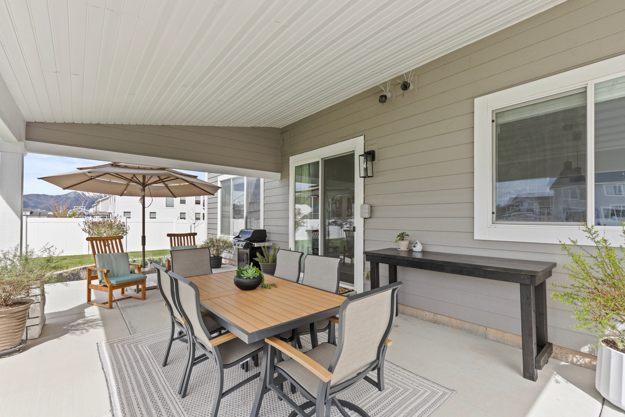 CANYON ESTATES - Residential