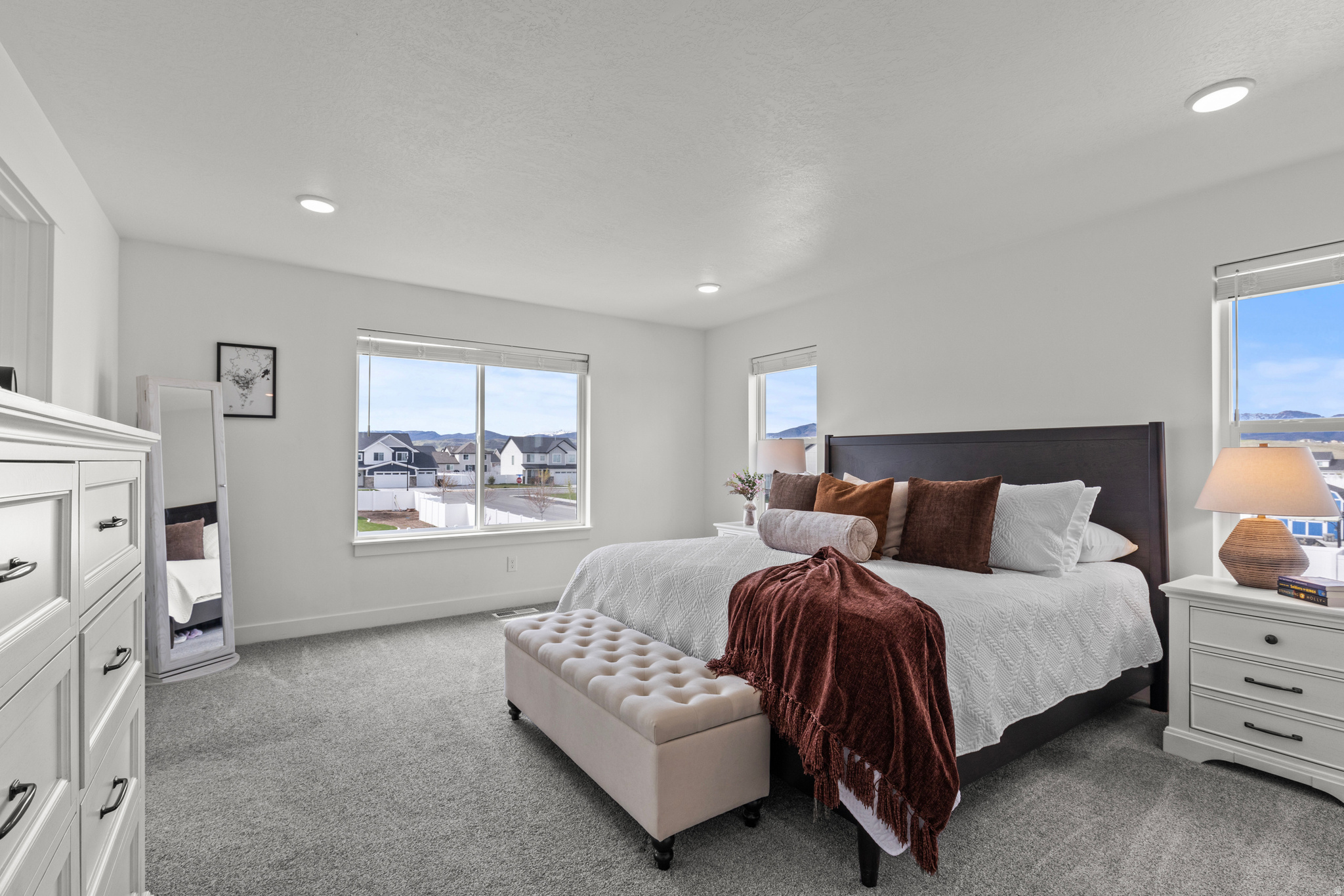 CANYON ESTATES - Residential