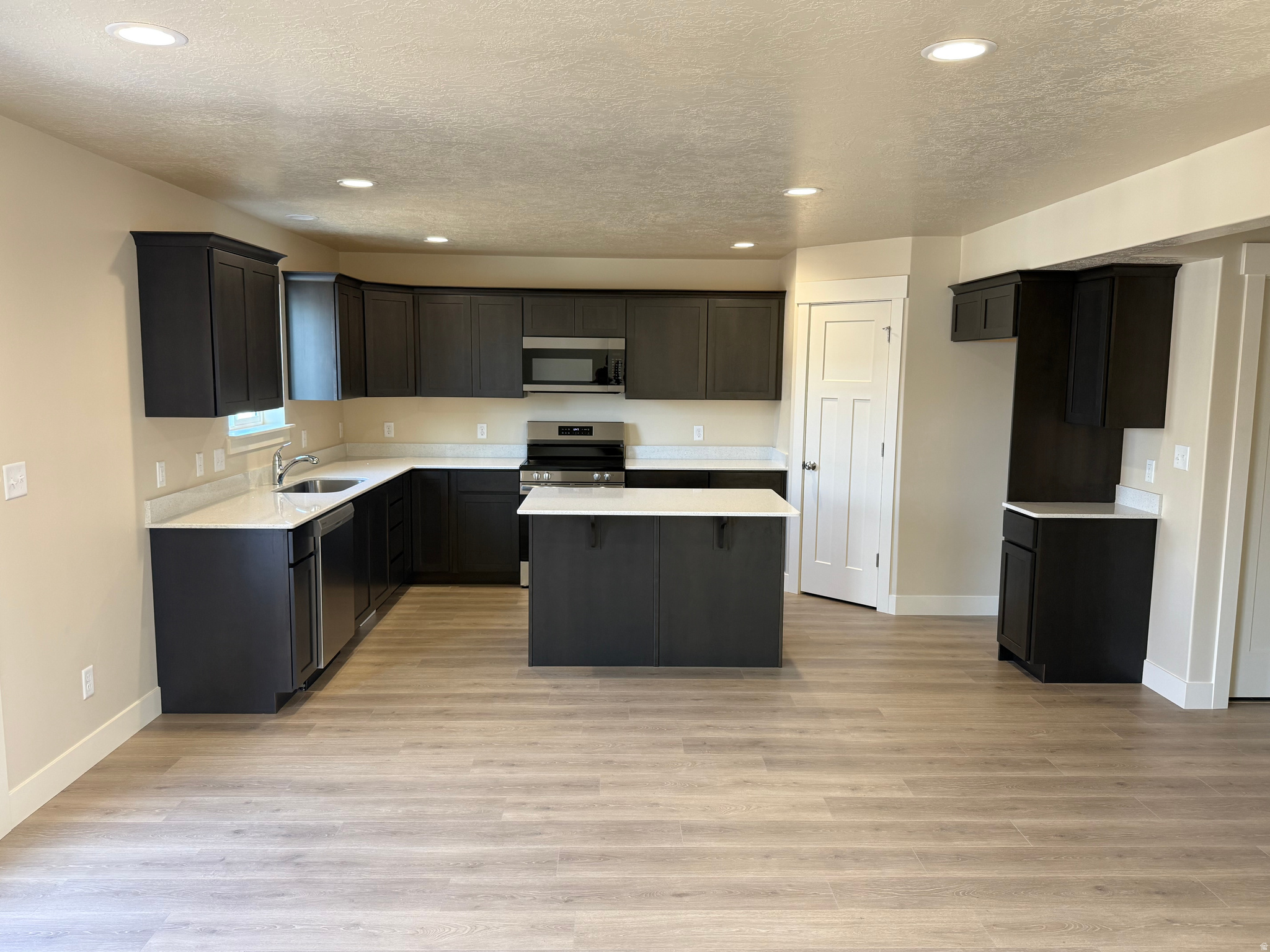 TIMBER RANCH - Residential Income