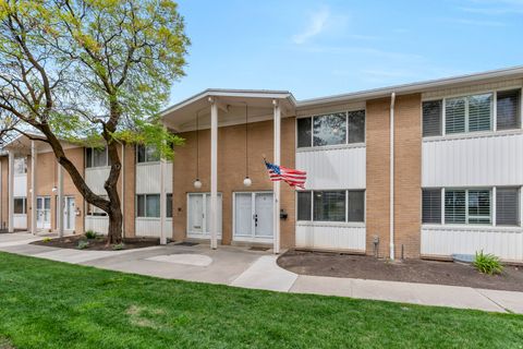 Tiny photo for 825 E THREE FOUNTAINS CIR #6, Murray, UT 84107 (MLS # 2150592)