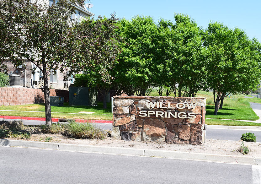 WILLOW SPRINGS - Residential