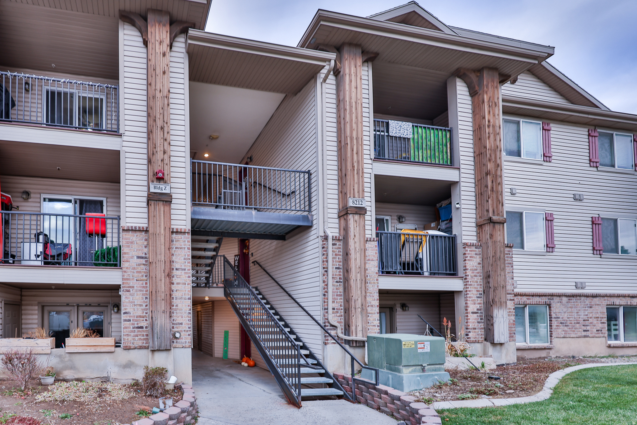 WILLOW SPRINGS - Residential