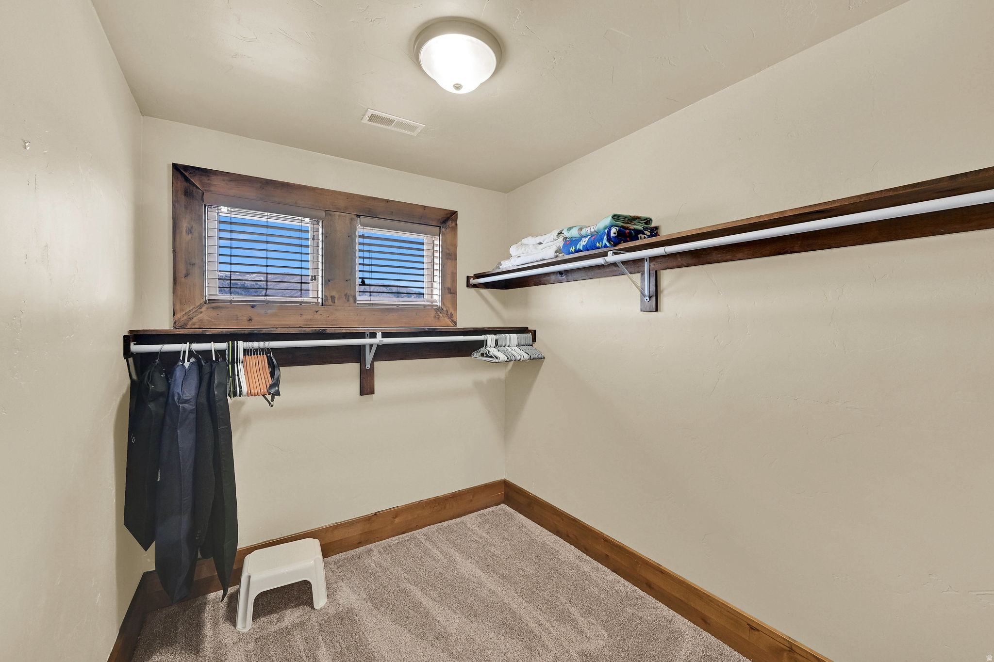 ELKHORN - Residential