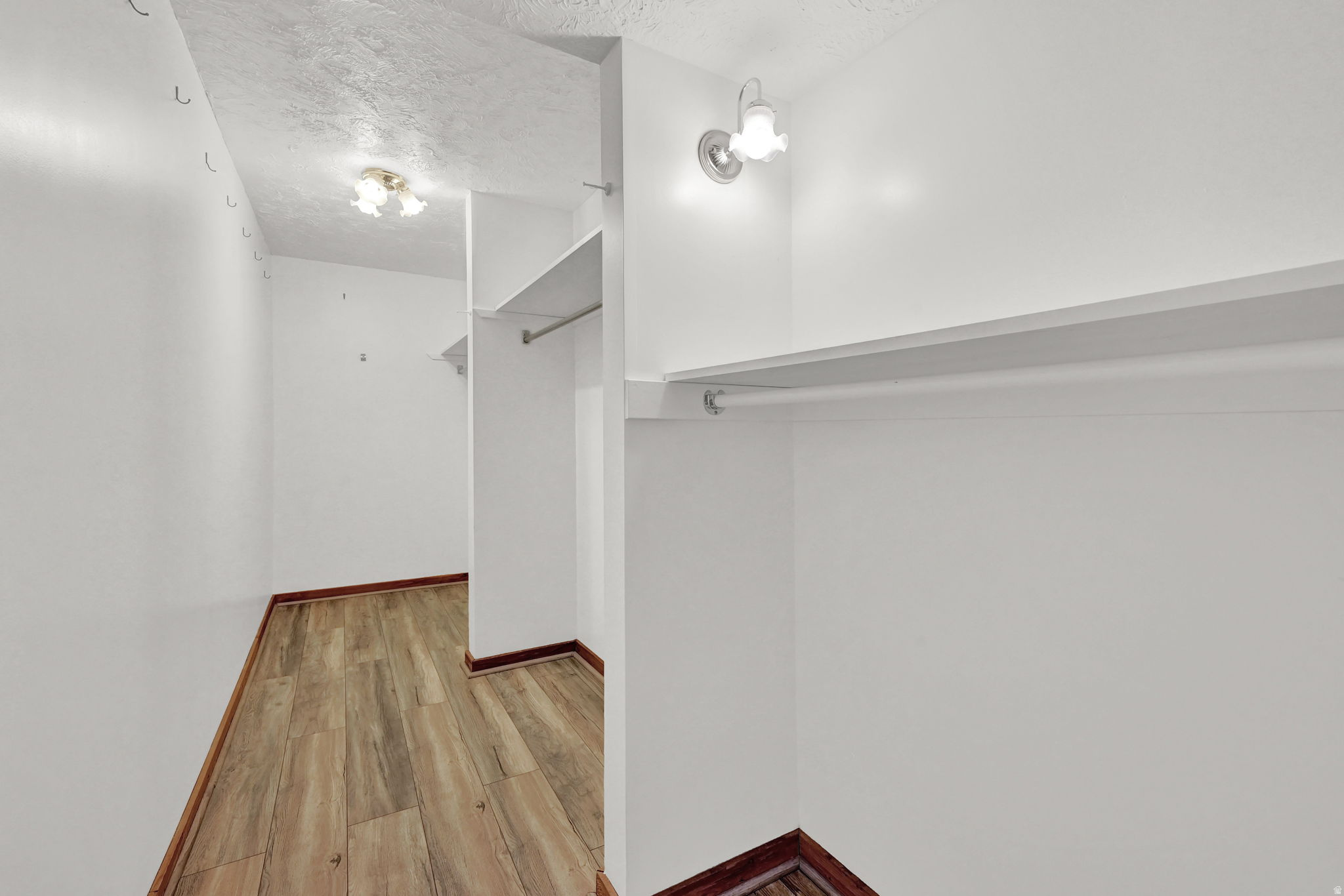 CHERRYWOOD - Residential Lease