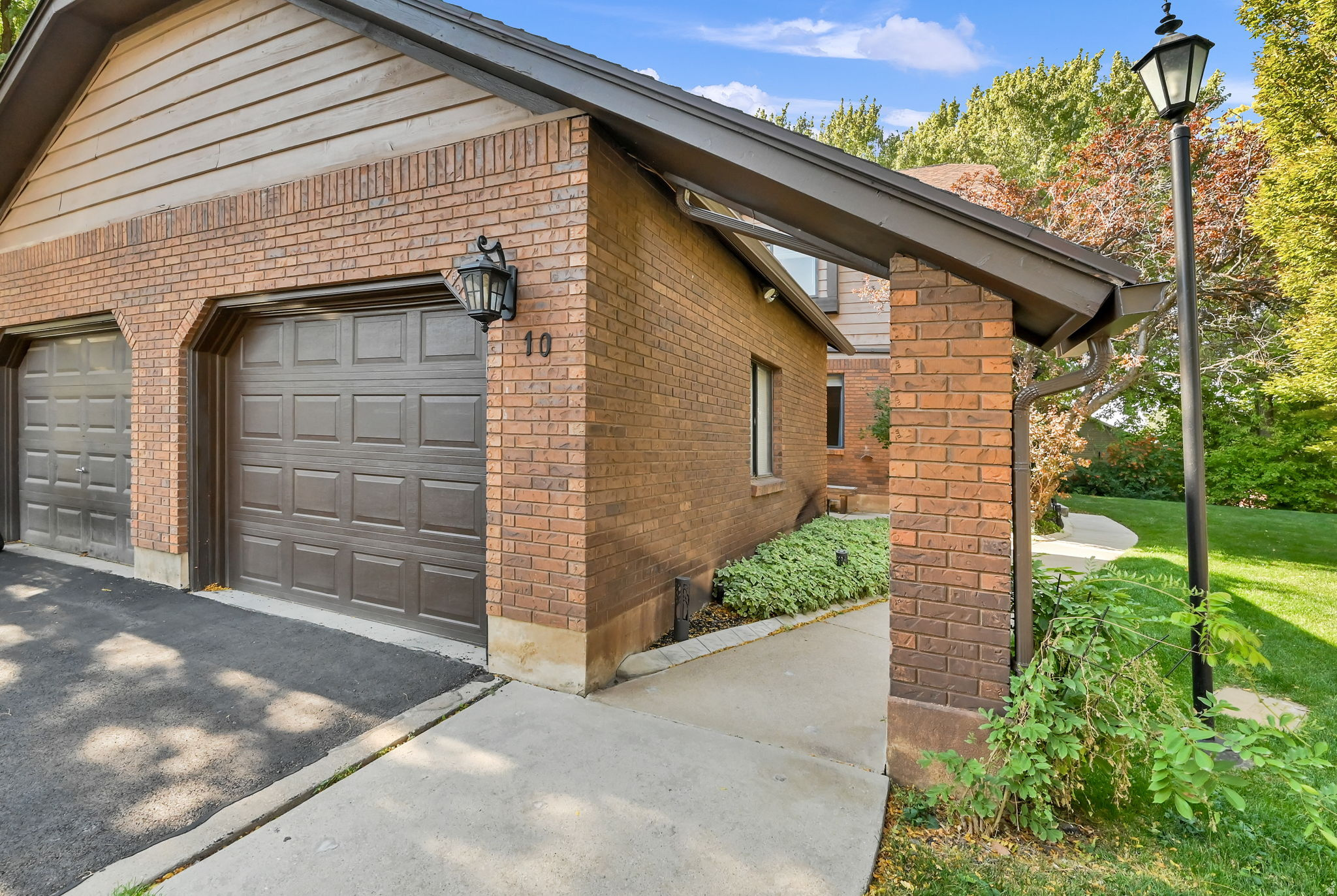 CHERRYWOOD - Residential Lease