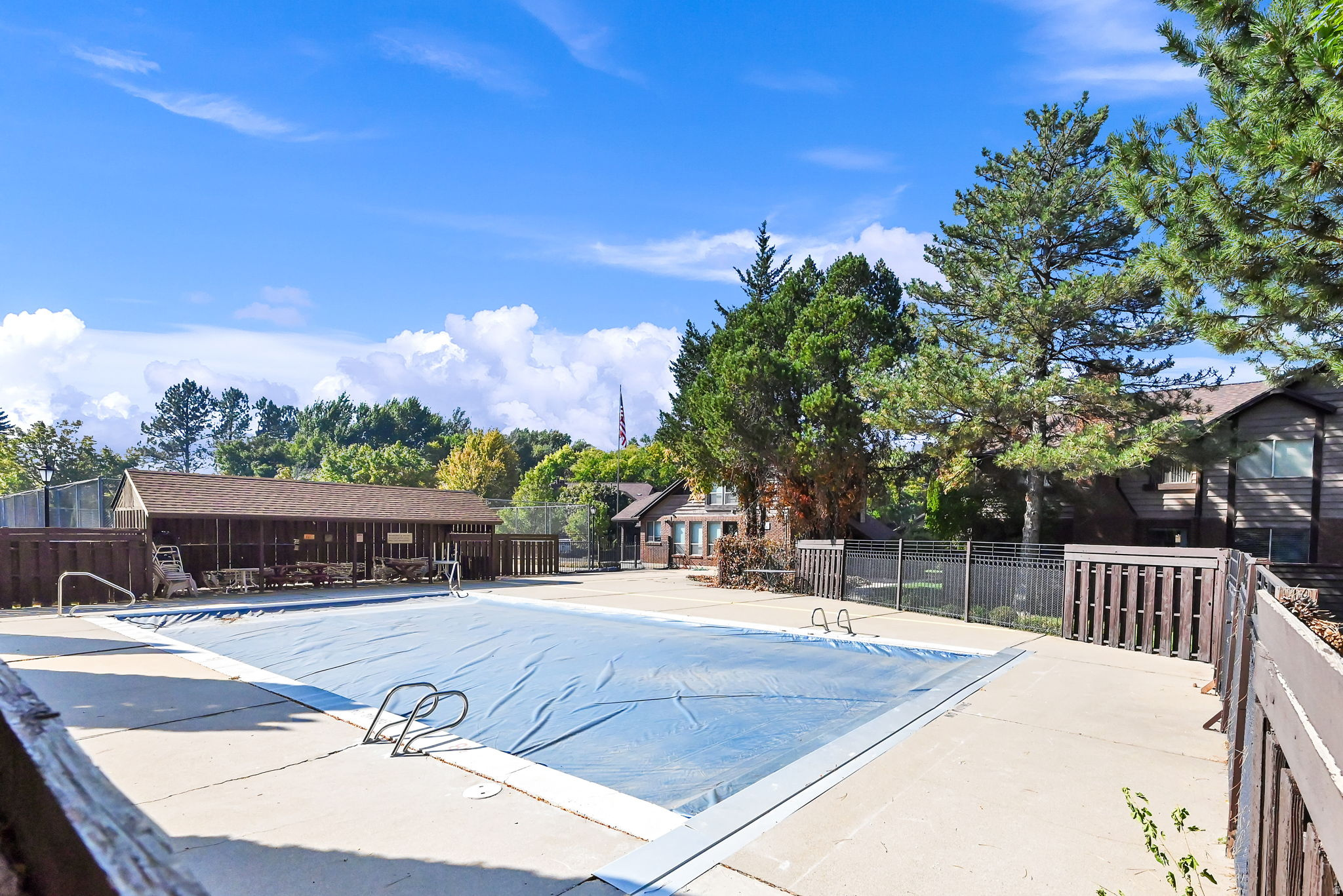 CHERRYWOOD - Residential Lease