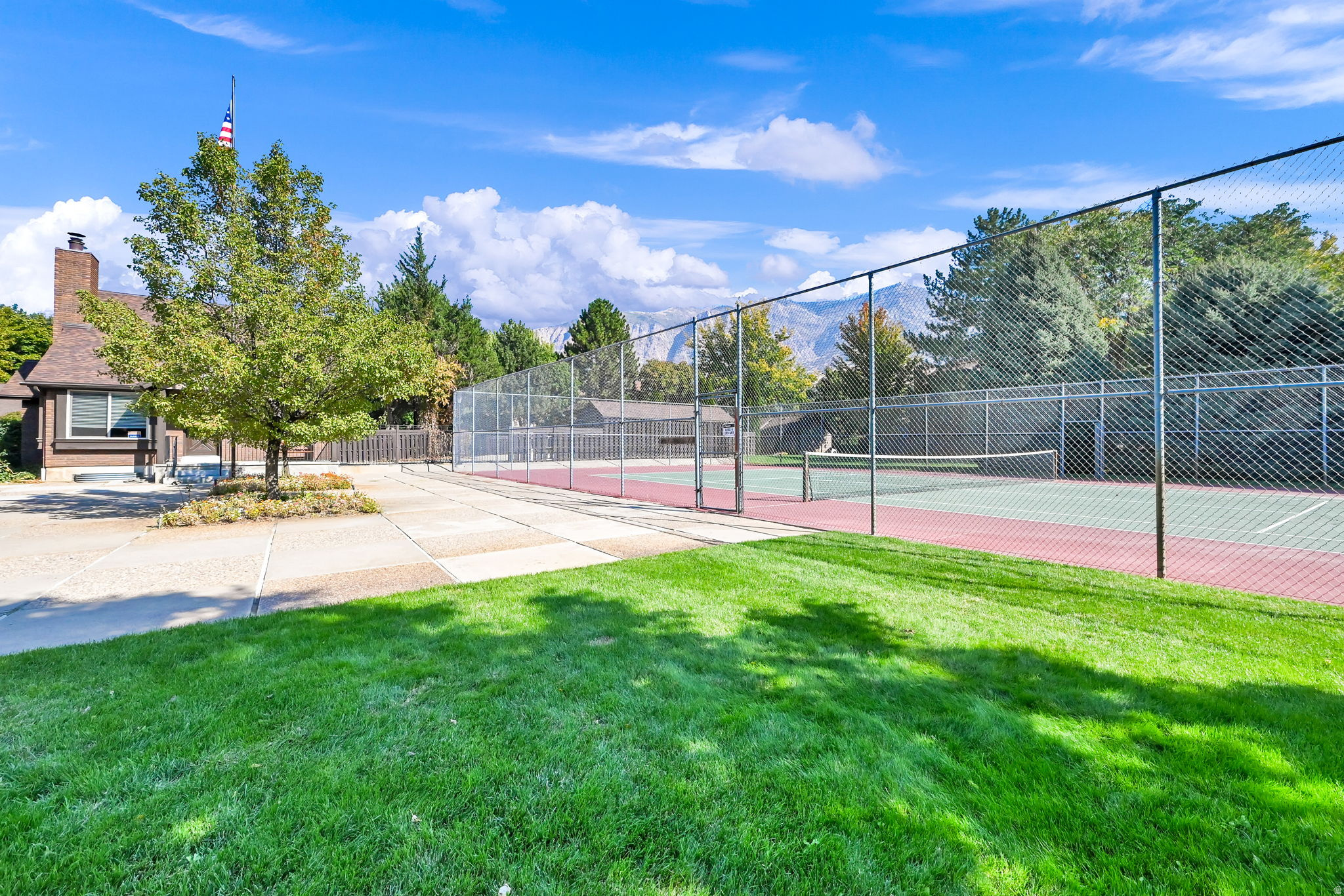 CHERRYWOOD - Residential Lease