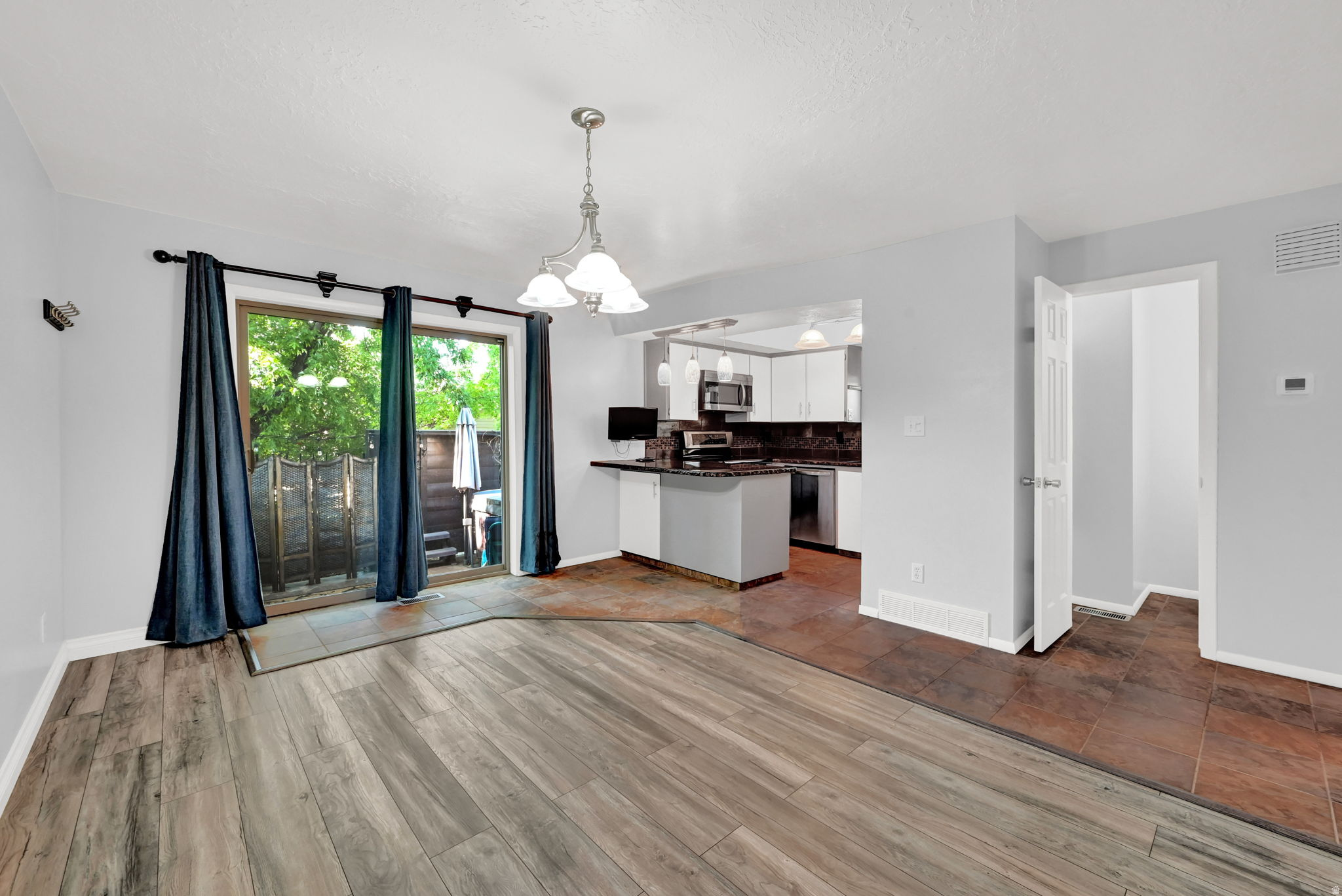 CHERRYWOOD - Residential Lease