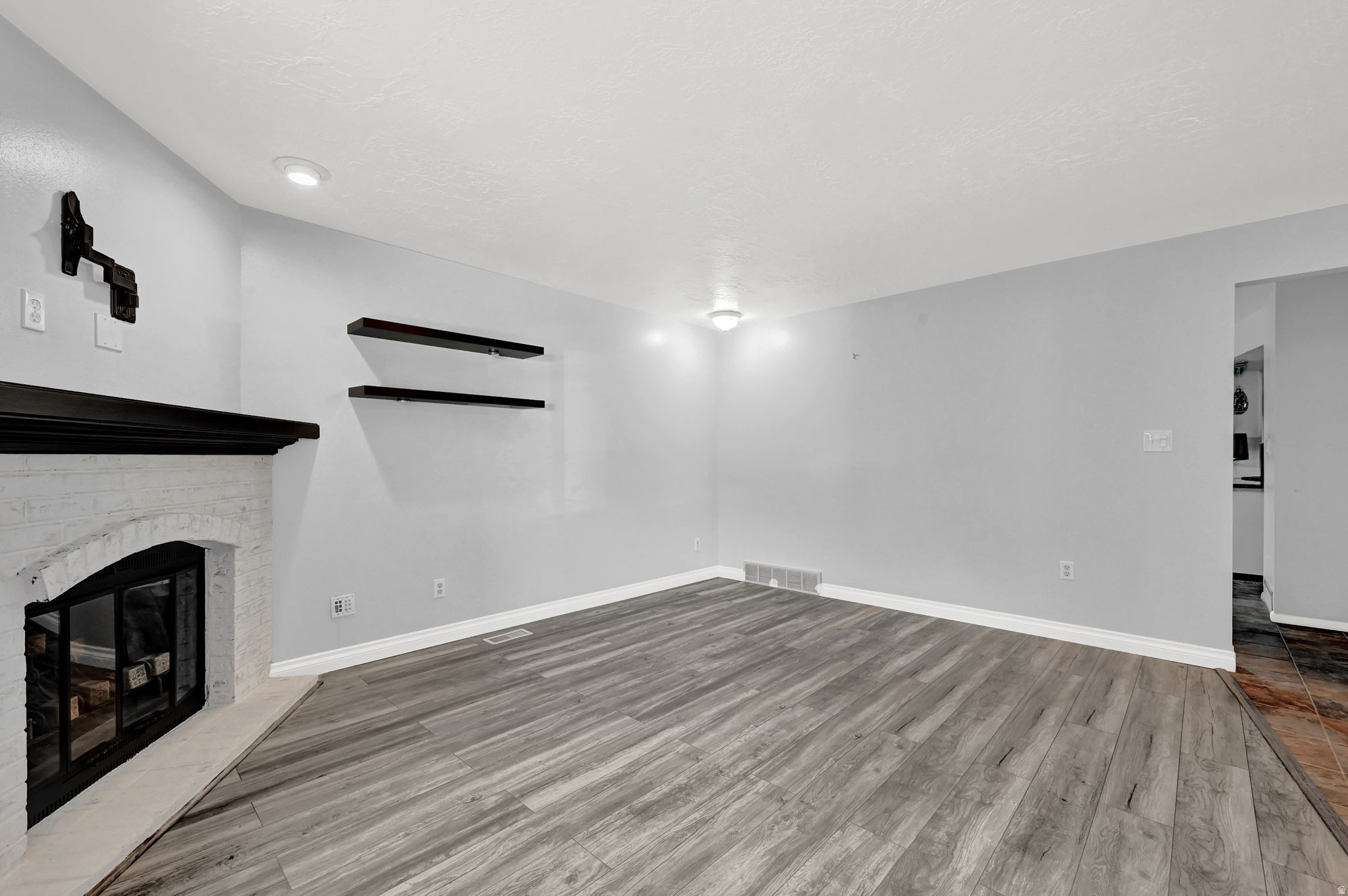 CHERRYWOOD - Residential Lease