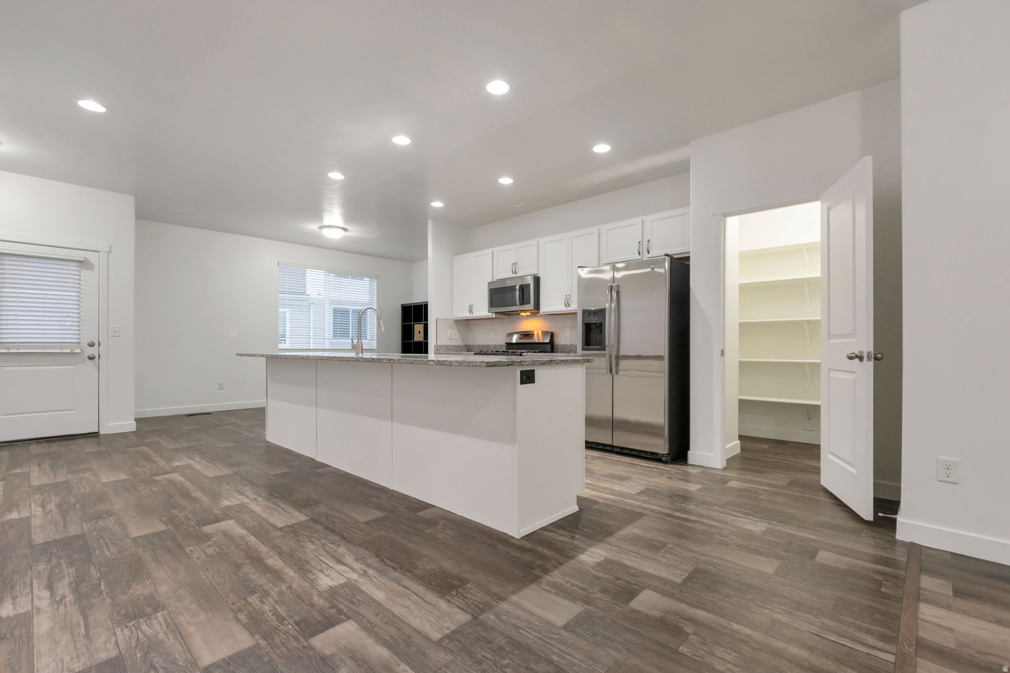 RUSHTON MEADOWS - Residential