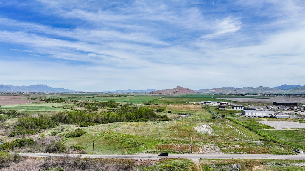 Photo of 1211 E CENTER ST #1, Lewiston, UT 84320 (MLS # 2171158)