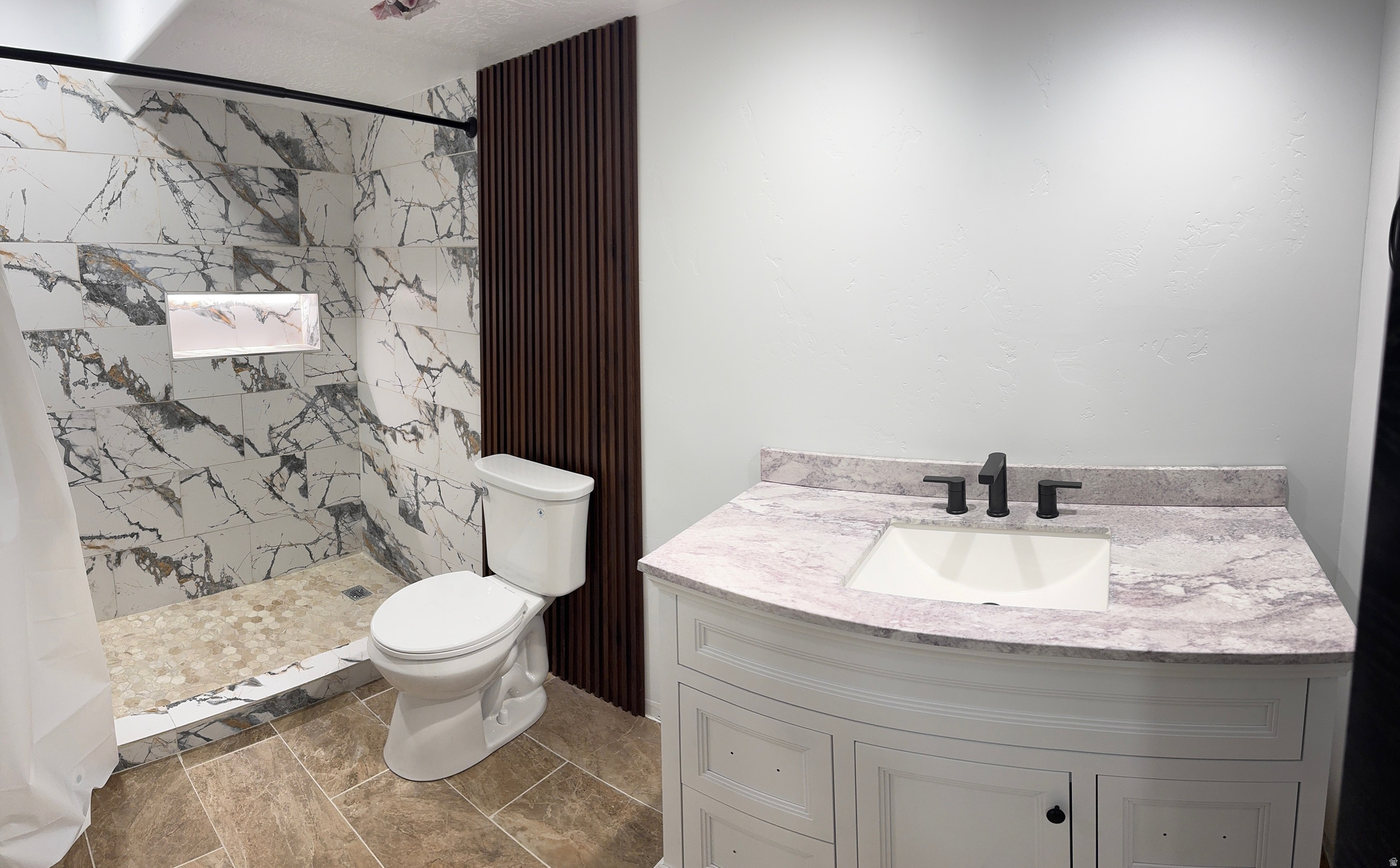 RIVER POINT - Residential