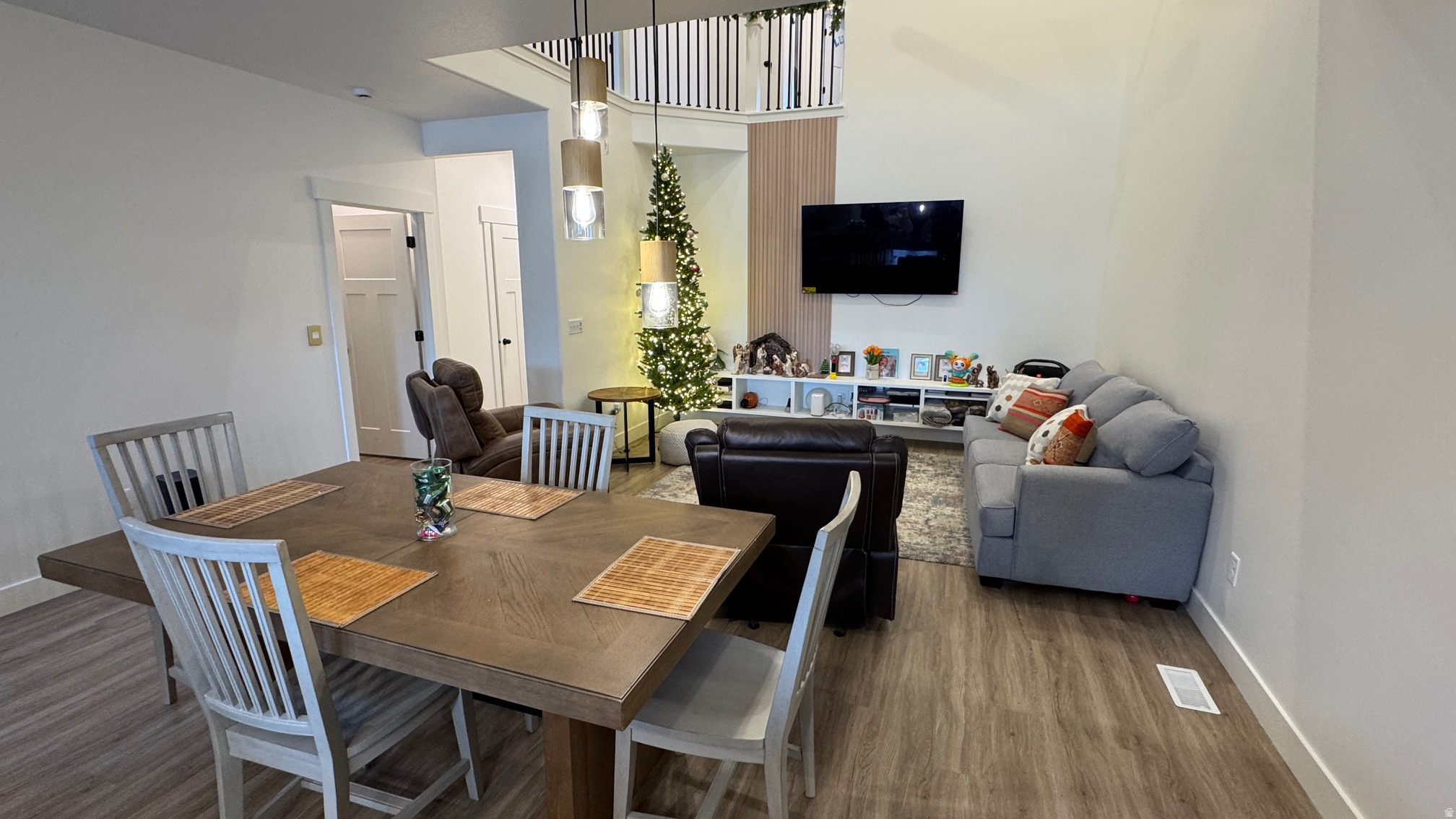 RIVER POINT - Residential