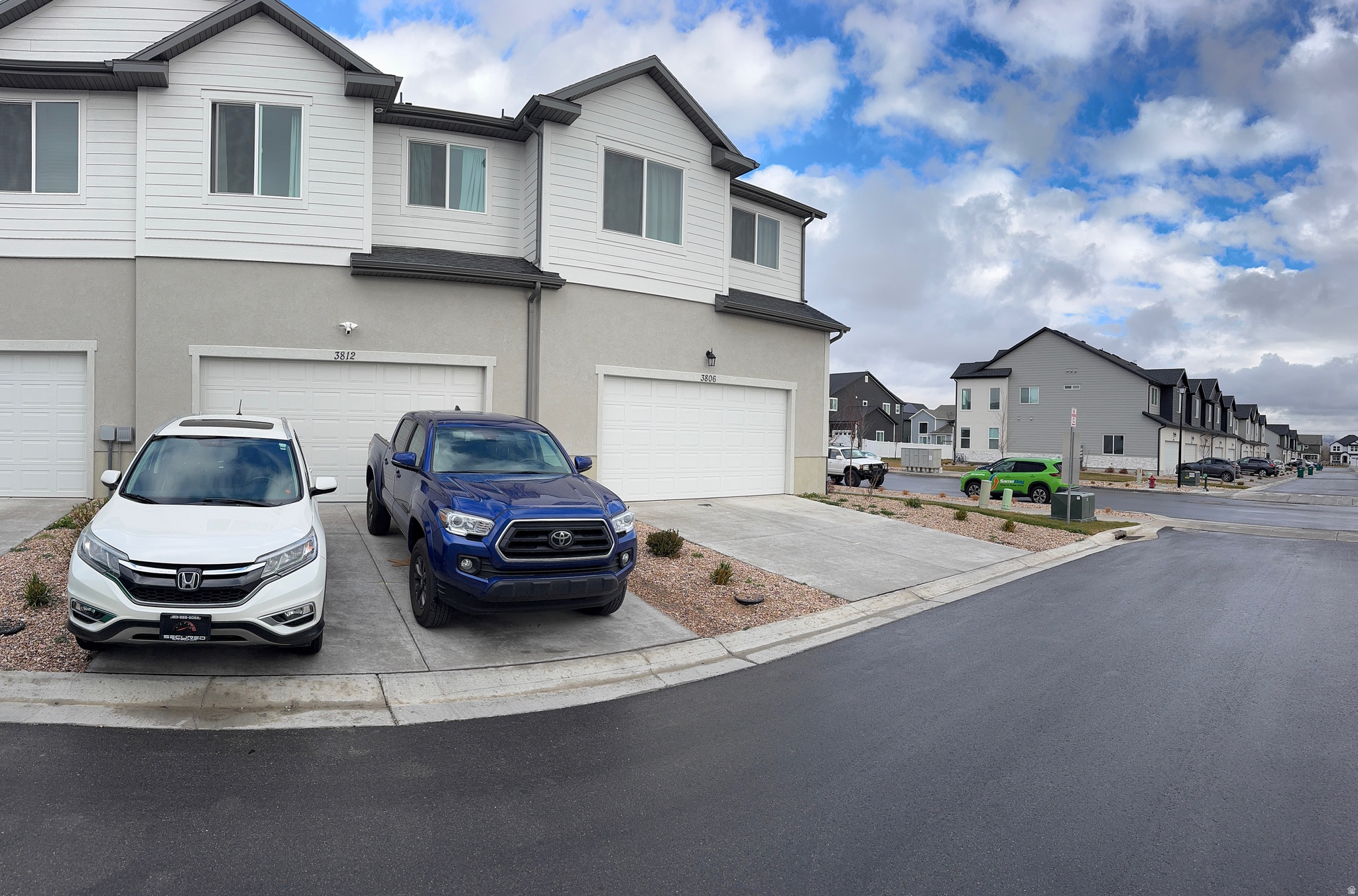 RIVER POINT - Residential