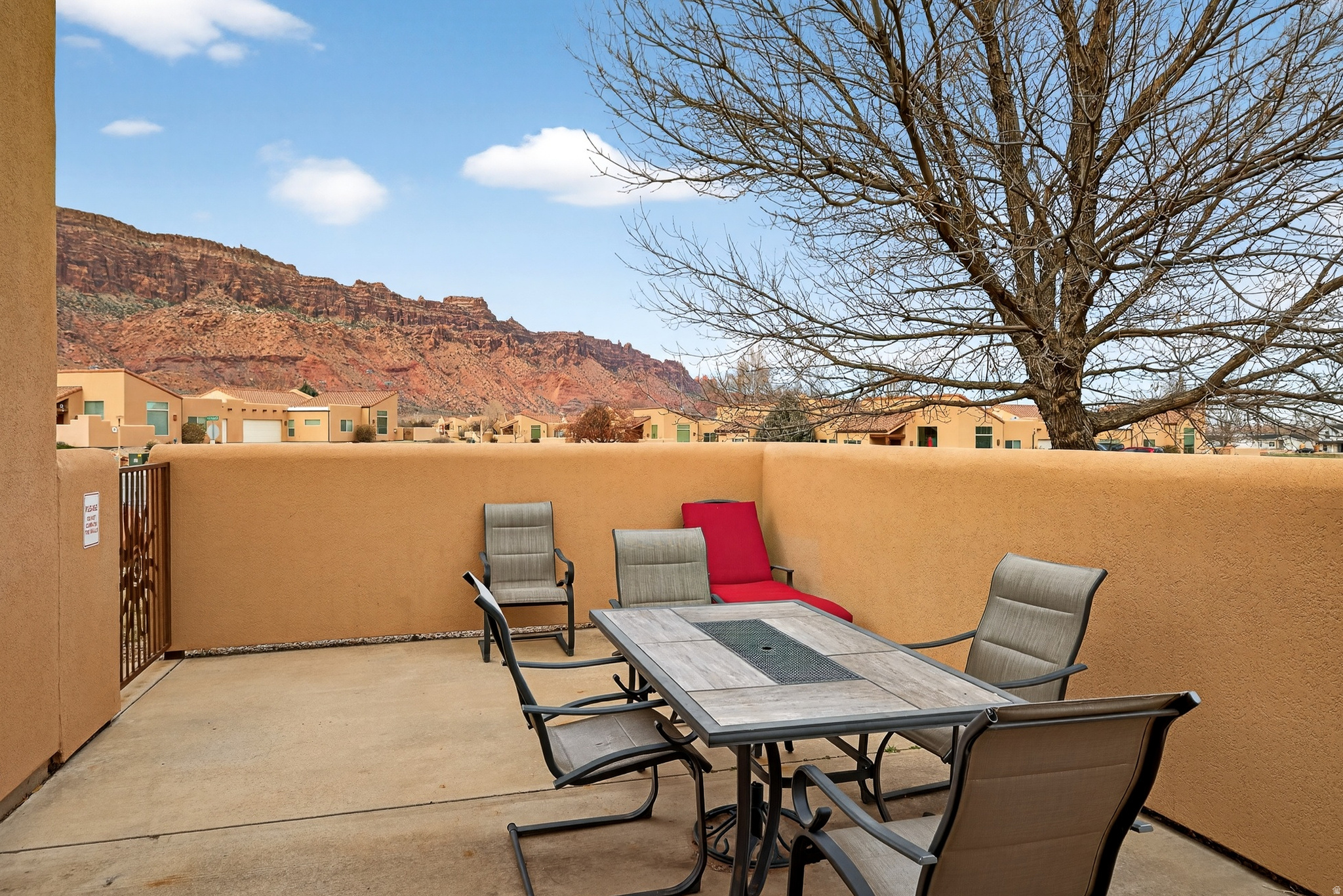 RIM VILLAGE - Residential