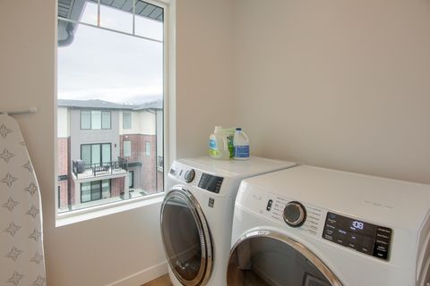 Tiny photo for 536 E 2360 S, Ogden, UT 84401 (MLS # 2126995)
