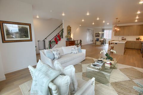 Tiny photo for 536 E 2360 S, Ogden, UT 84401 (MLS # 2126995)