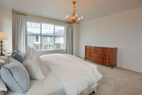 Tiny photo for 536 E 2360 S, Ogden, UT 84401 (MLS # 2126995)