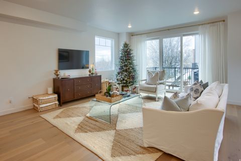 Tiny photo for 536 E 2360 S, Ogden, UT 84401 (MLS # 2126995)