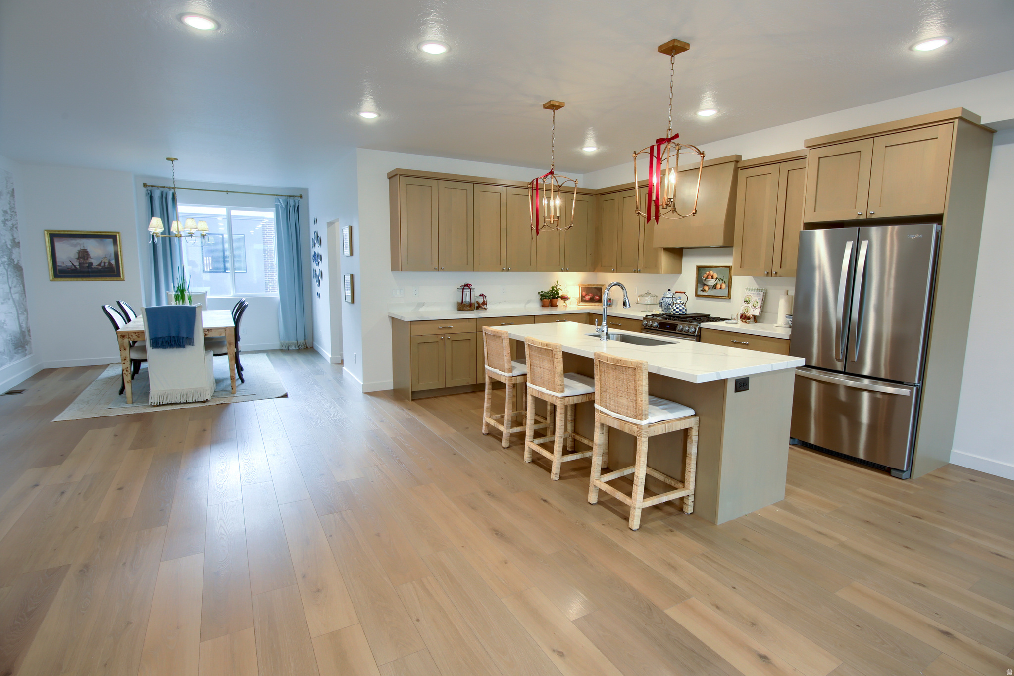 TOWNS AT 24TH - Residential