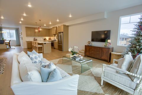 Tiny photo for 536 E 2360 S, Ogden, UT 84401 (MLS # 2126995)