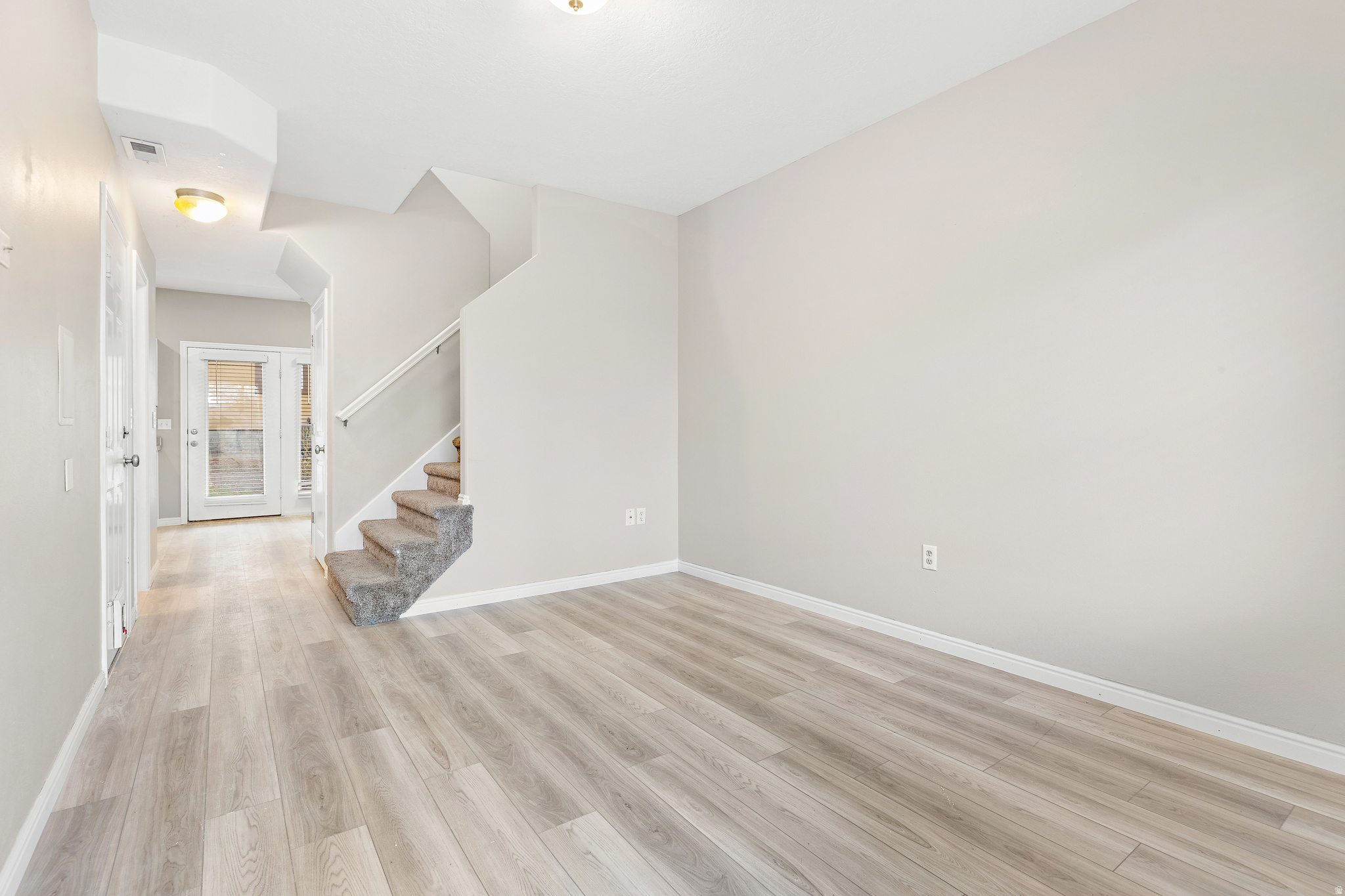 BOULDERS - Residential