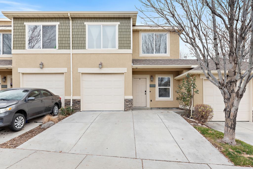 Photo of 5033 W BOULDER, Herriman, UT 84096 (MLS # 2127701)