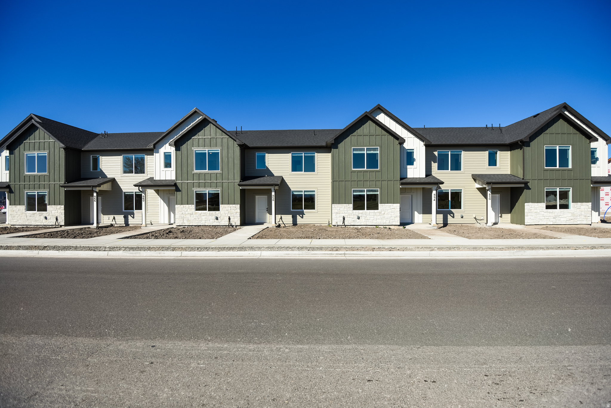 CLEAR CREEK - Residential