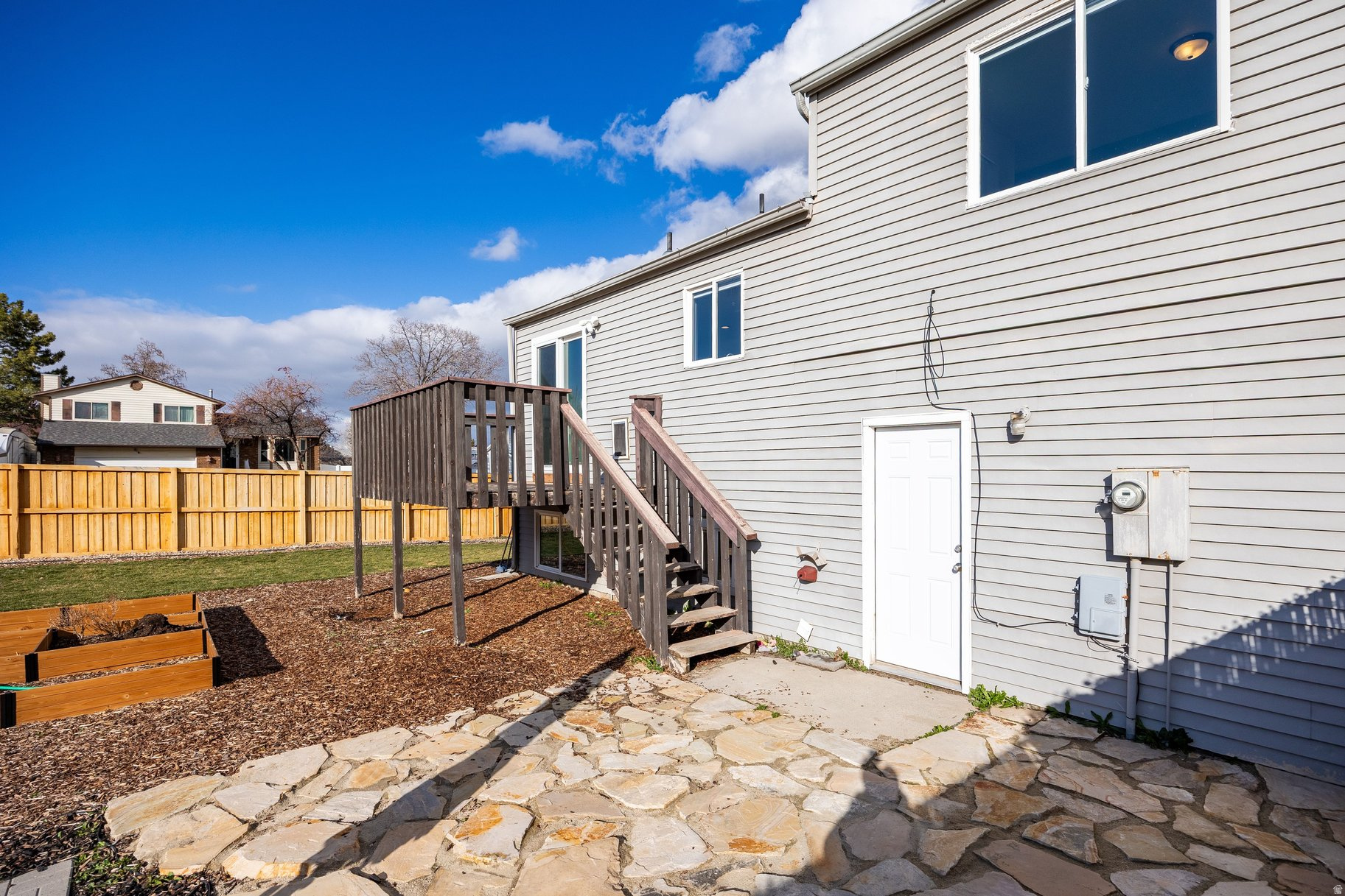 OQUIRRH SHADOWS #8 - Residential Income