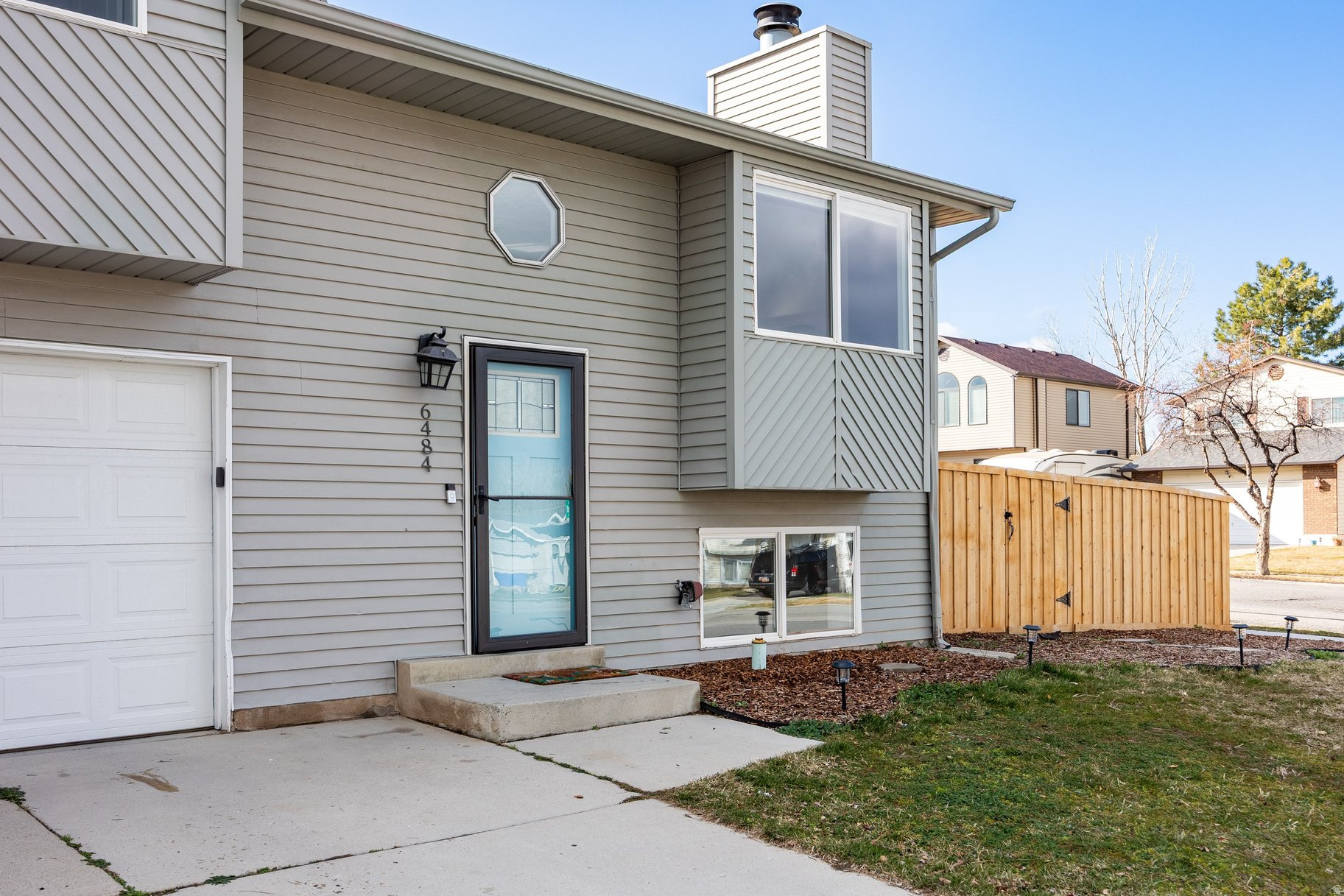 OQUIRRH SHADOWS #8 - Residential Income