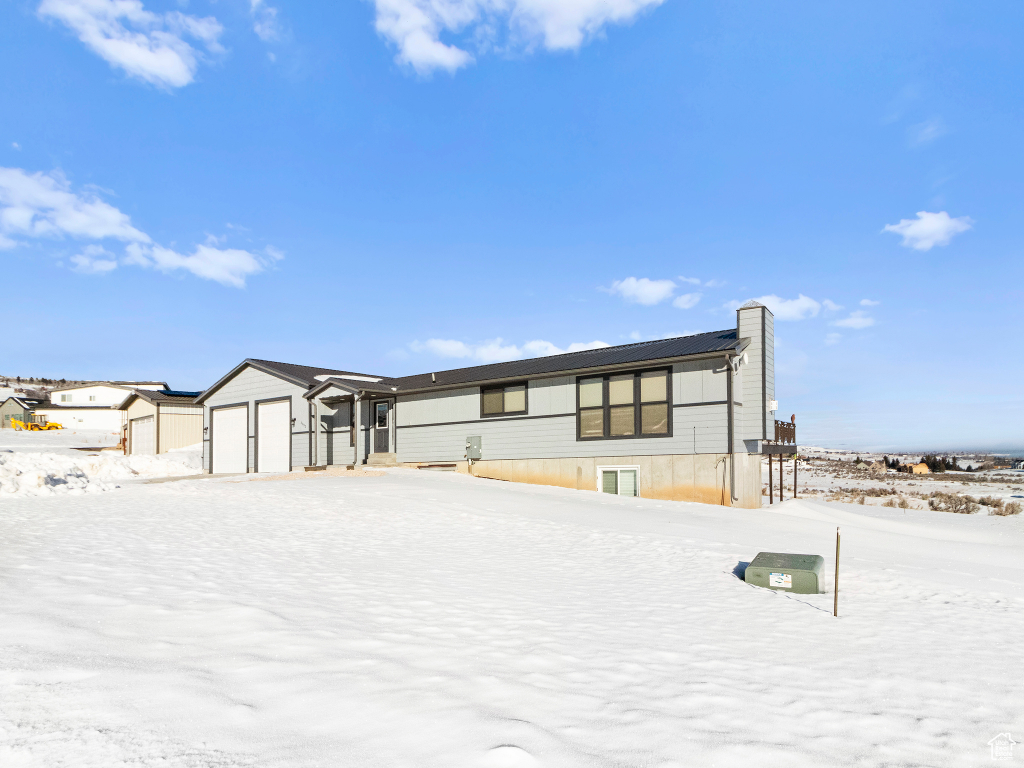 3092 S Country Club Way, Garden City, Utah image 1