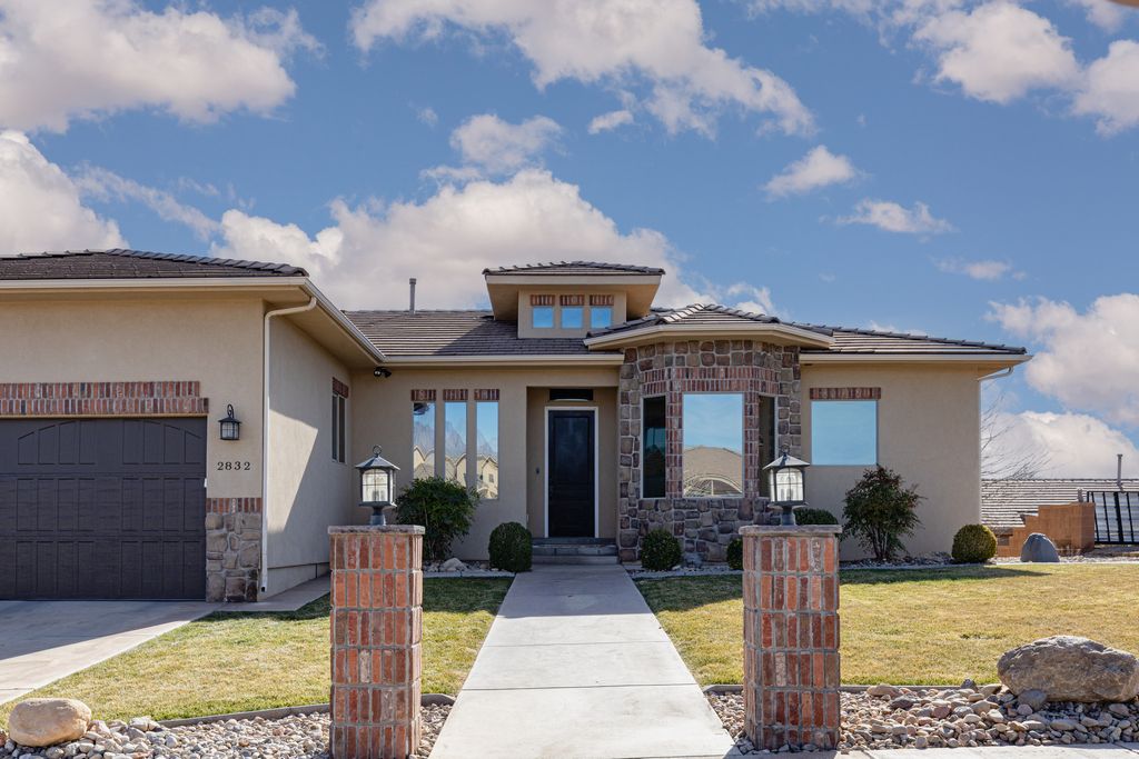 Photo of 2832 E 410 N, Saint George, UT 84790 (MLS # 2135906)